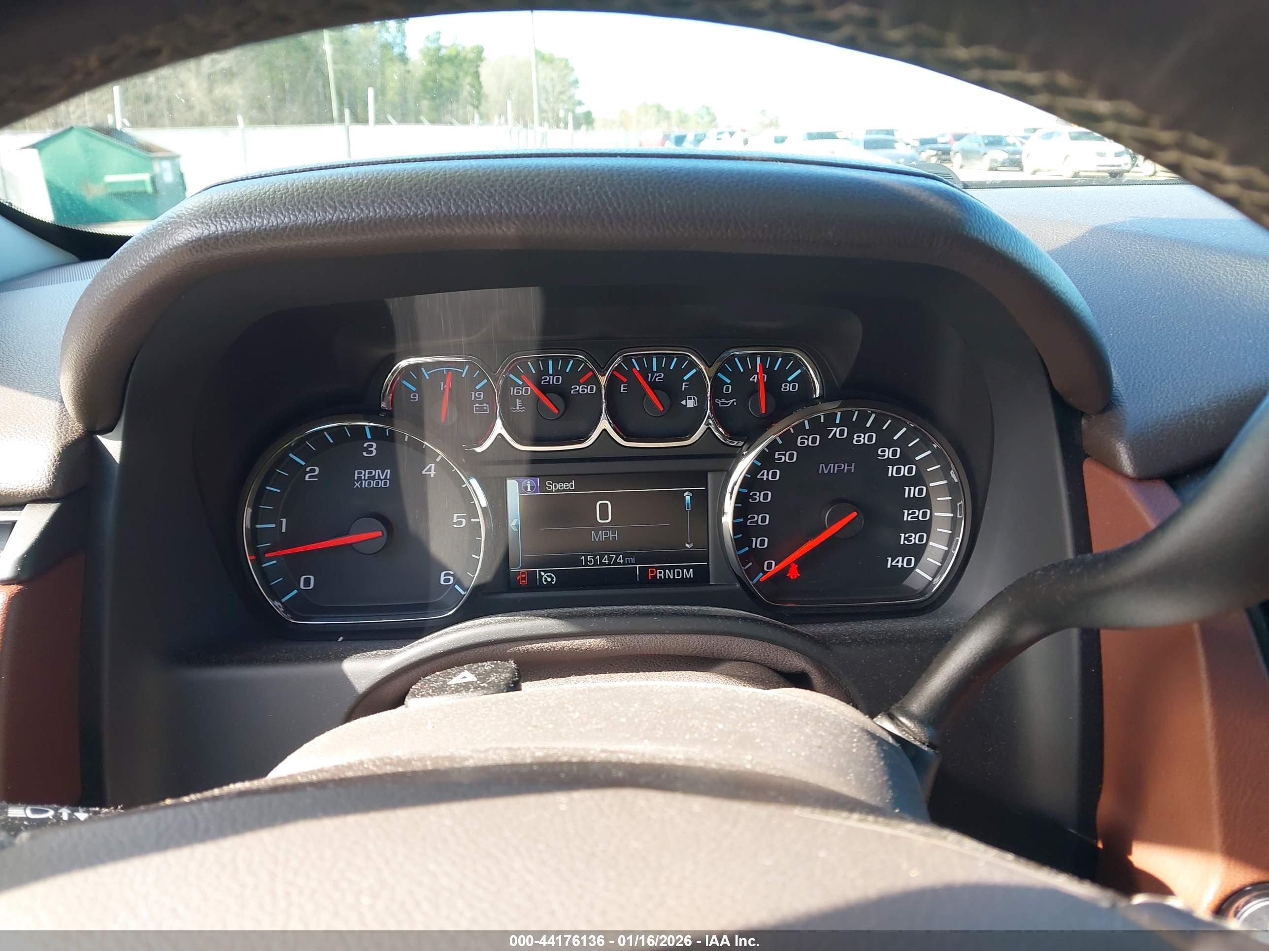 CHEVROLET TAHOE image 7