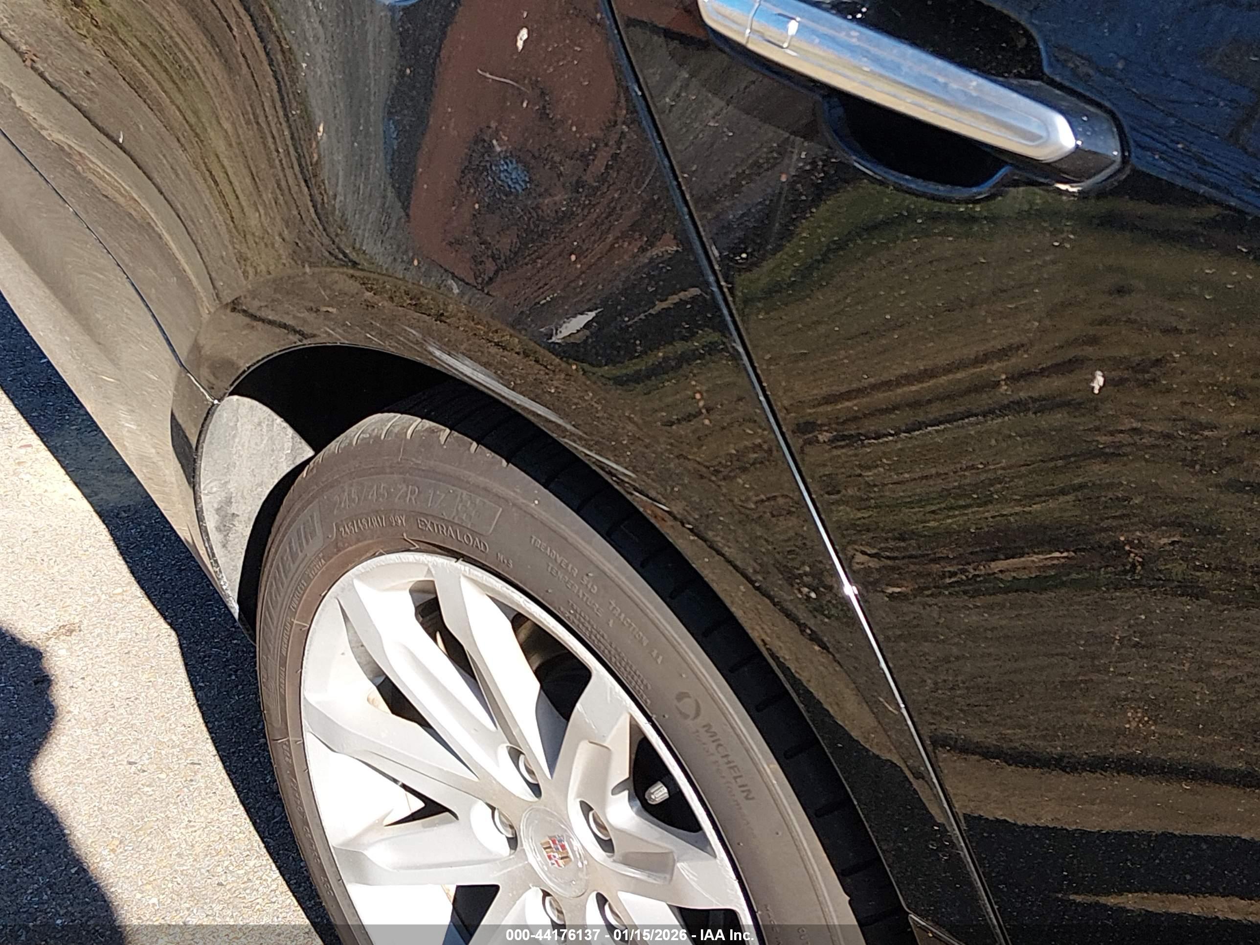 CADILLAC CTS image 6