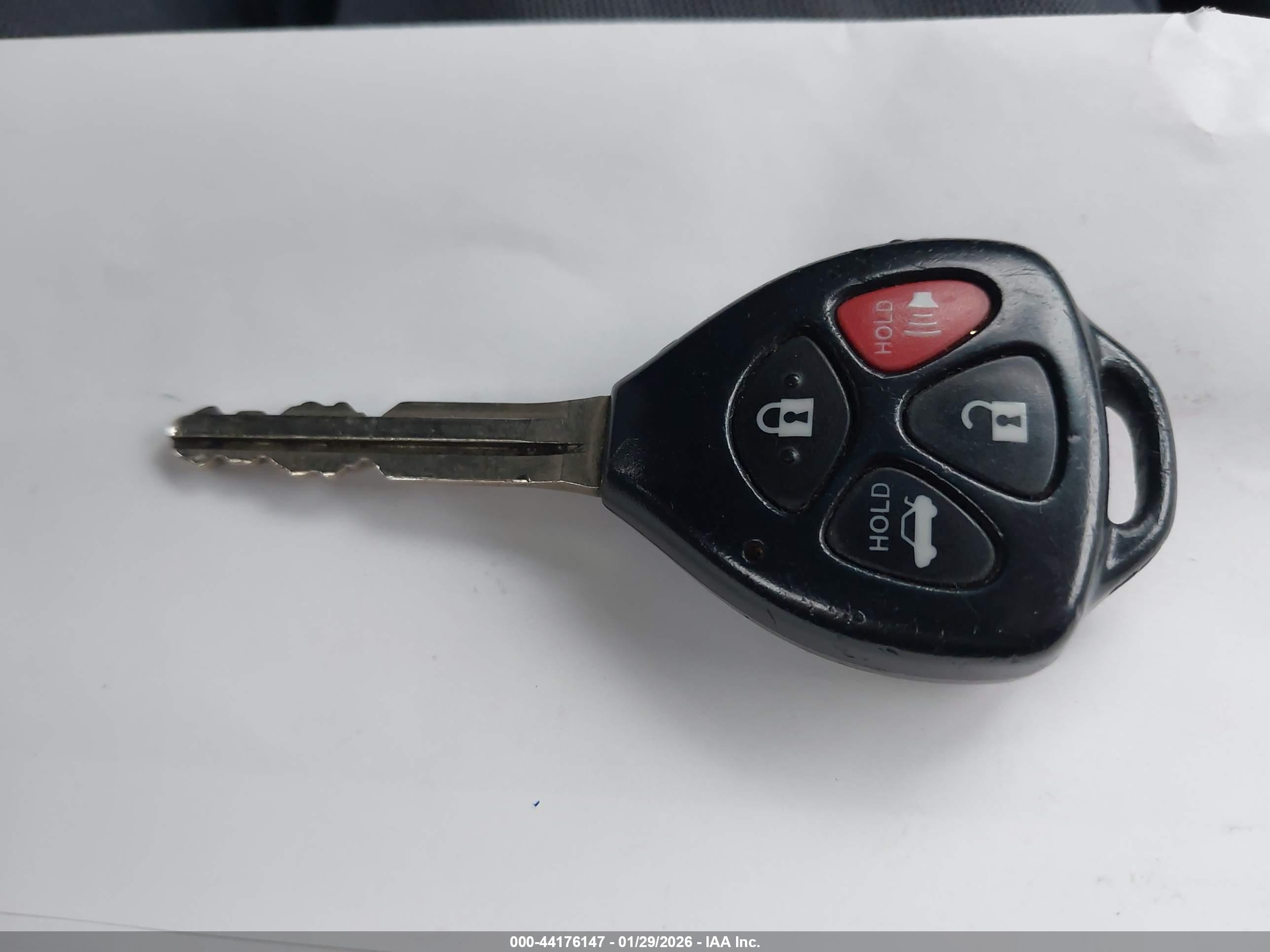 TOYOTA CAMRY image 11
