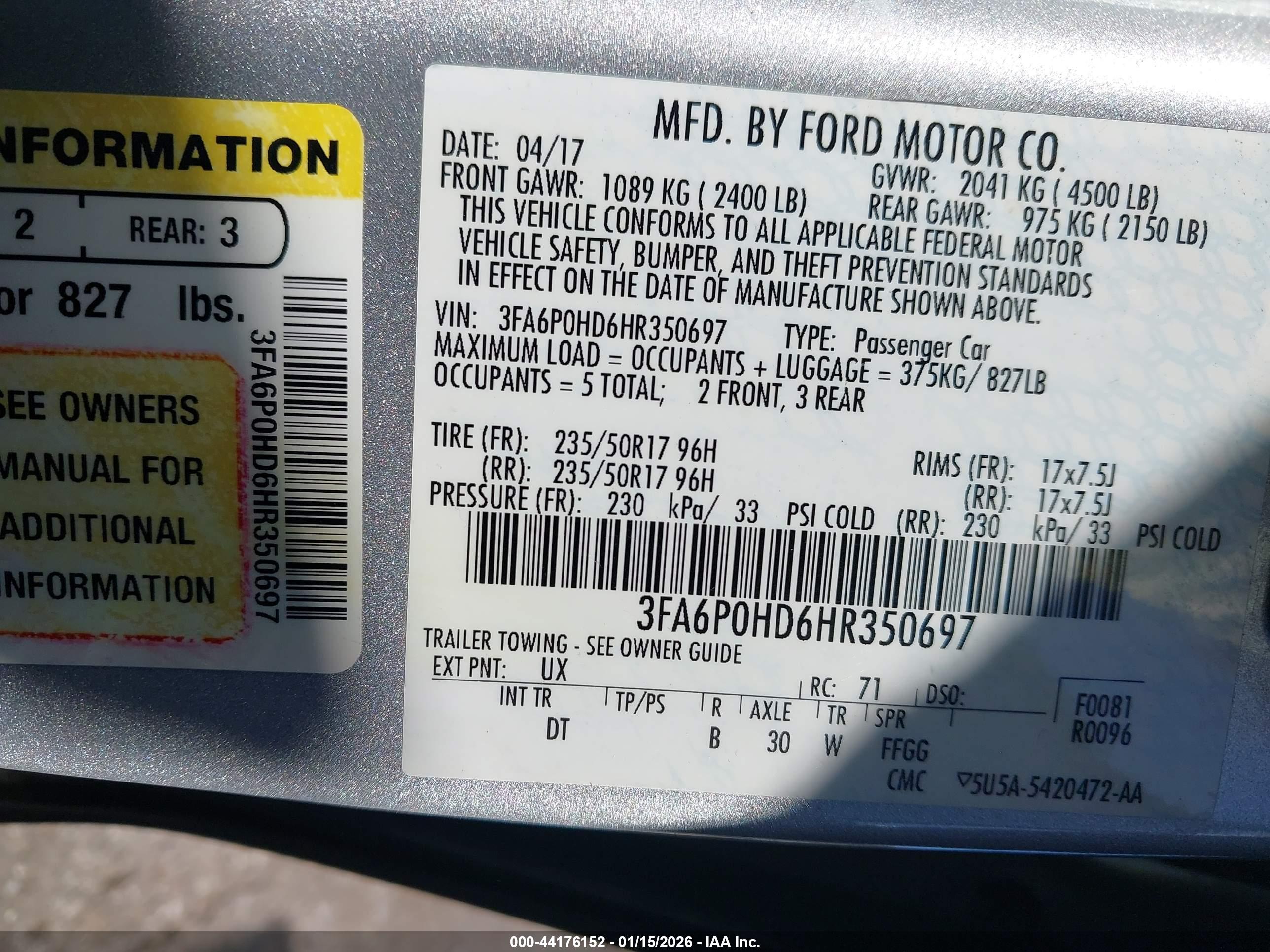 FORD FUSION image 9