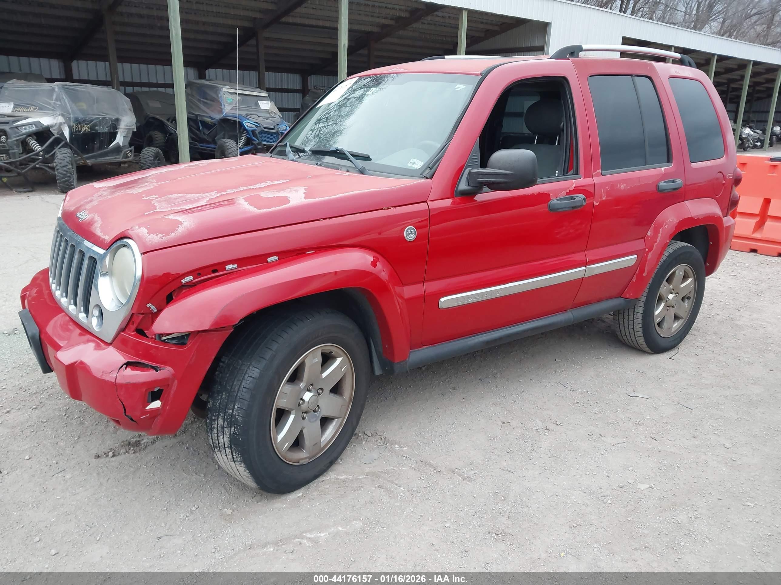 JEEP LIBERTY image 2