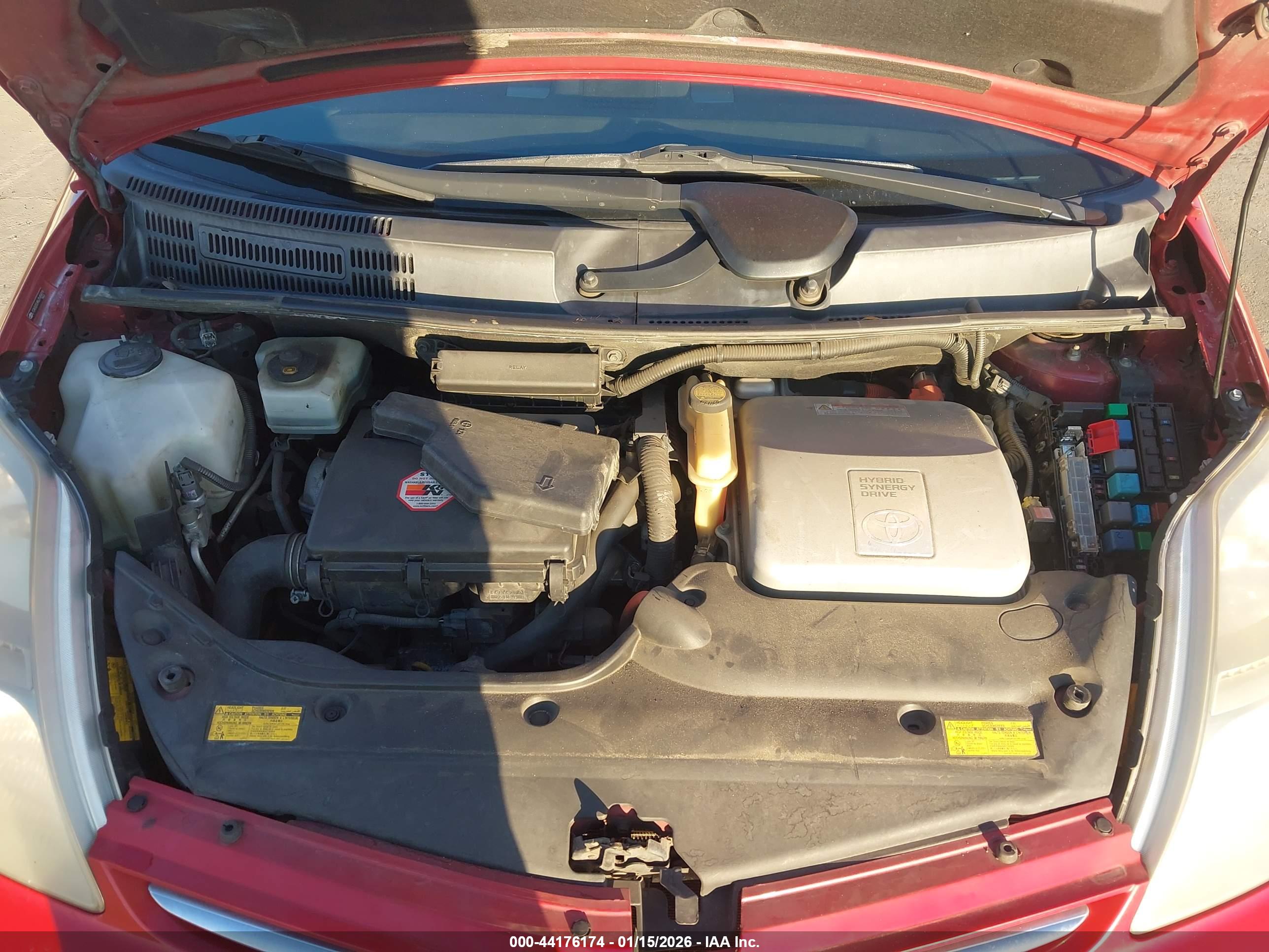 TOYOTA PRIUS image 10
