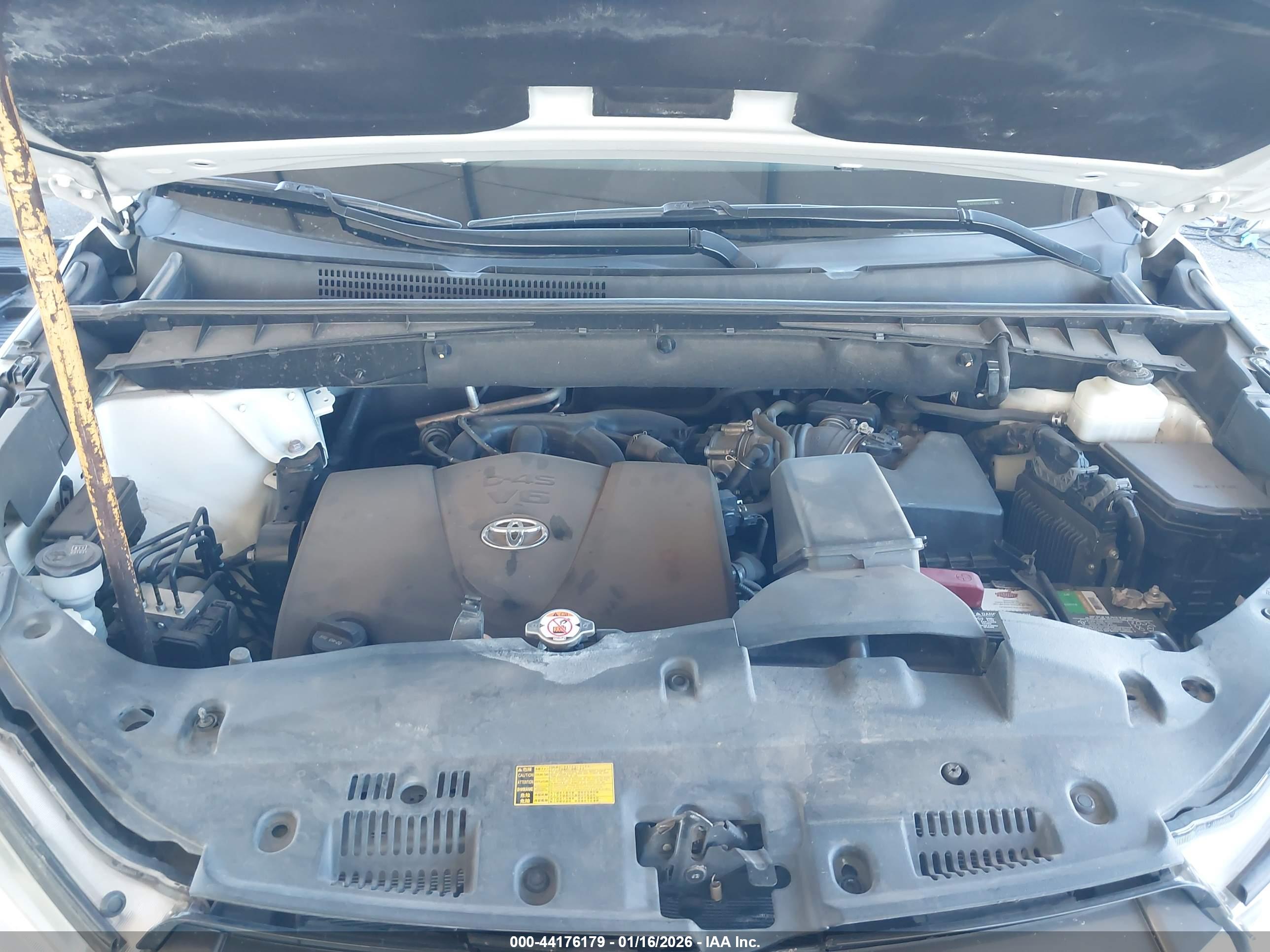 TOYOTA HIGHLANDER image 10