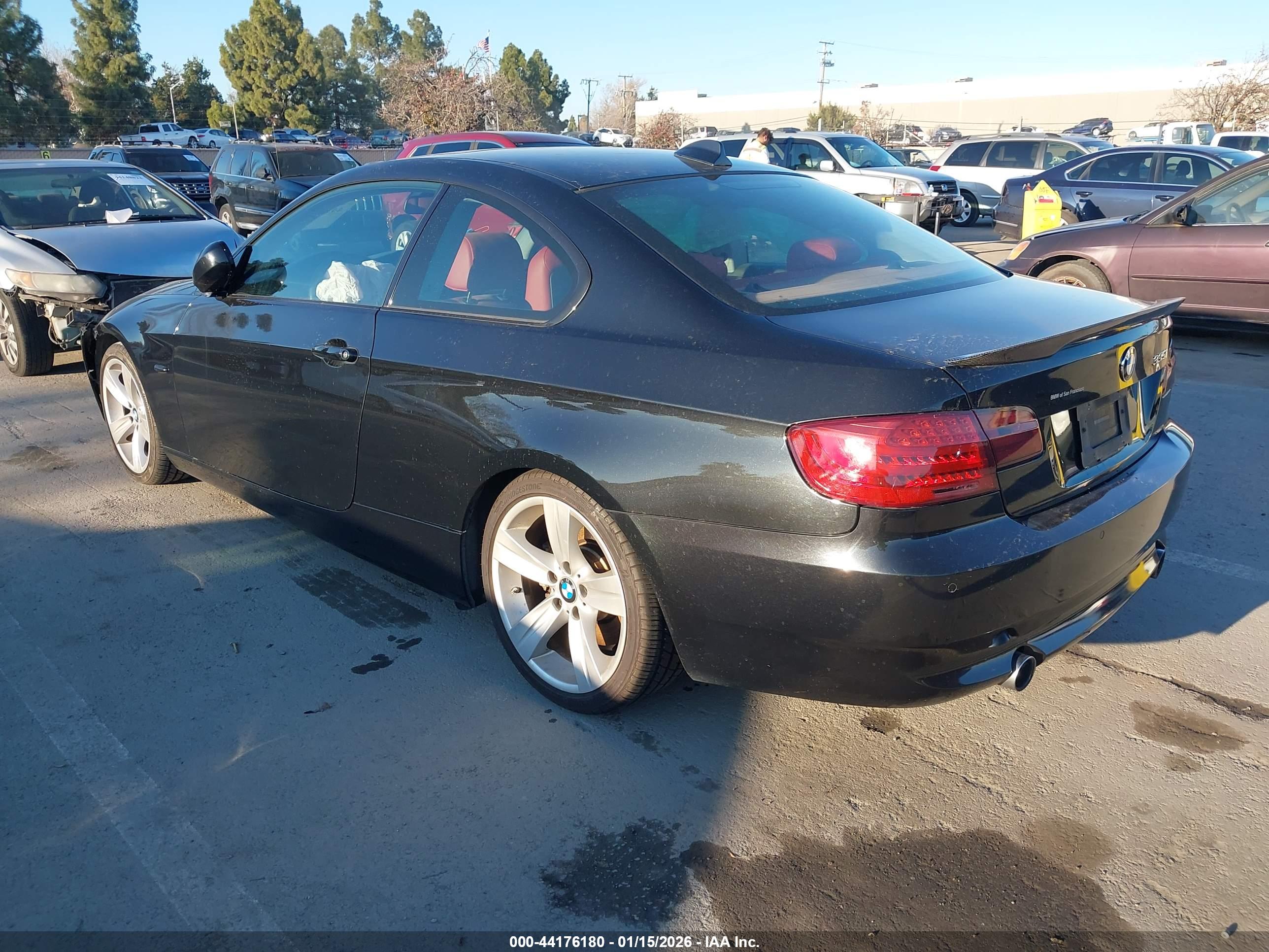 BMW 335I image 3