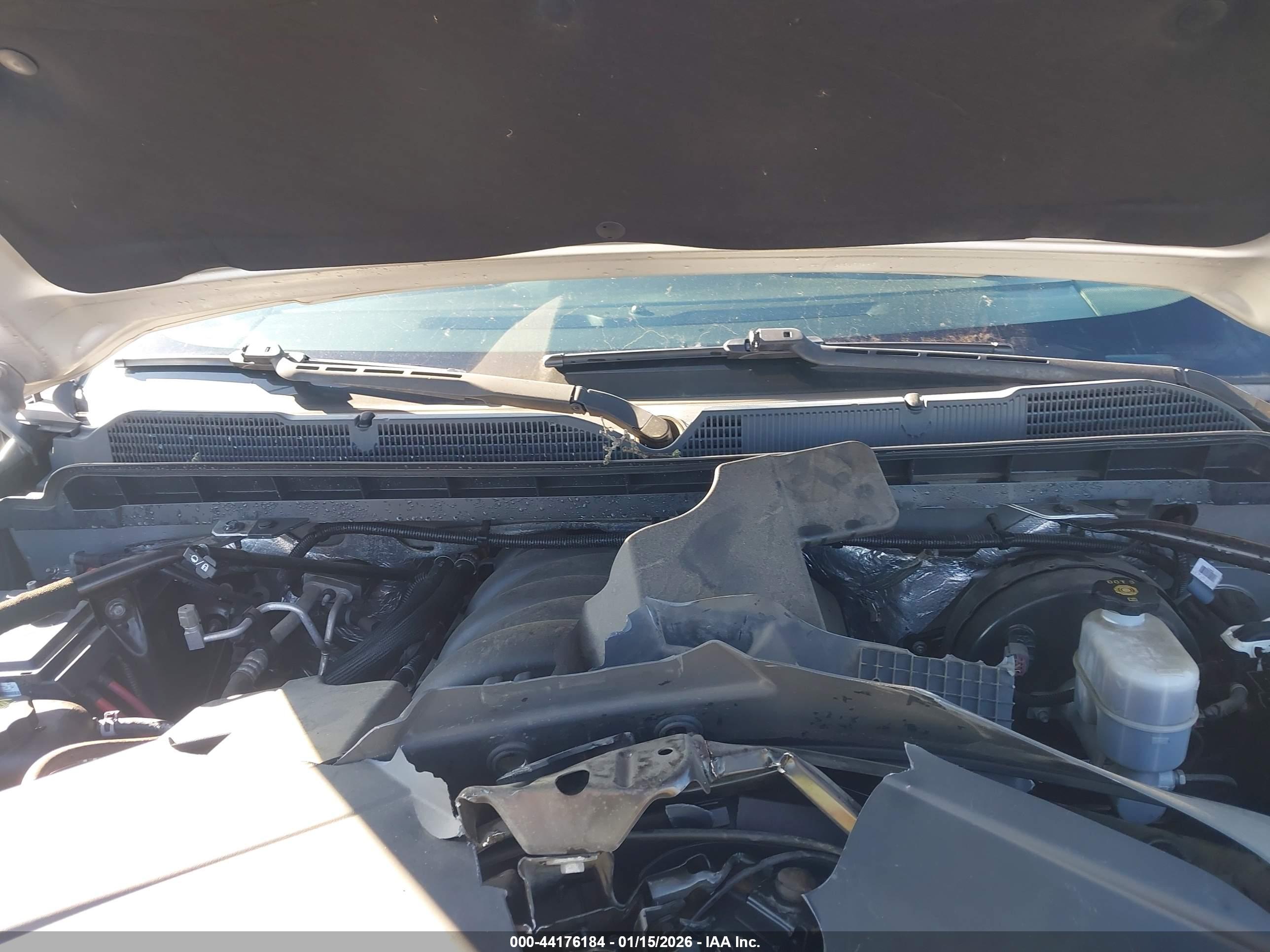 CHEVROLET SILVERADO image 10