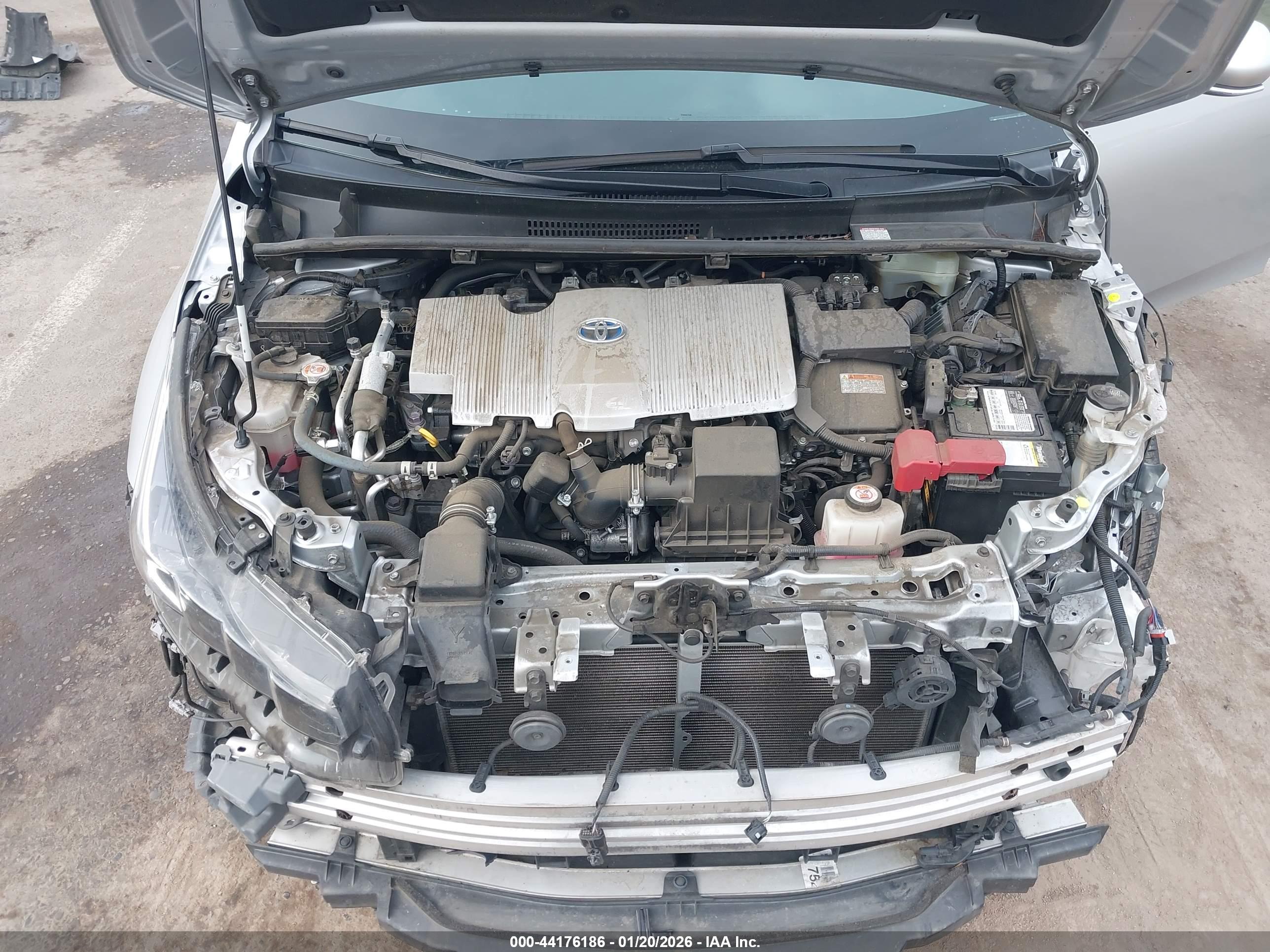 TOYOTA PRIUS image 10