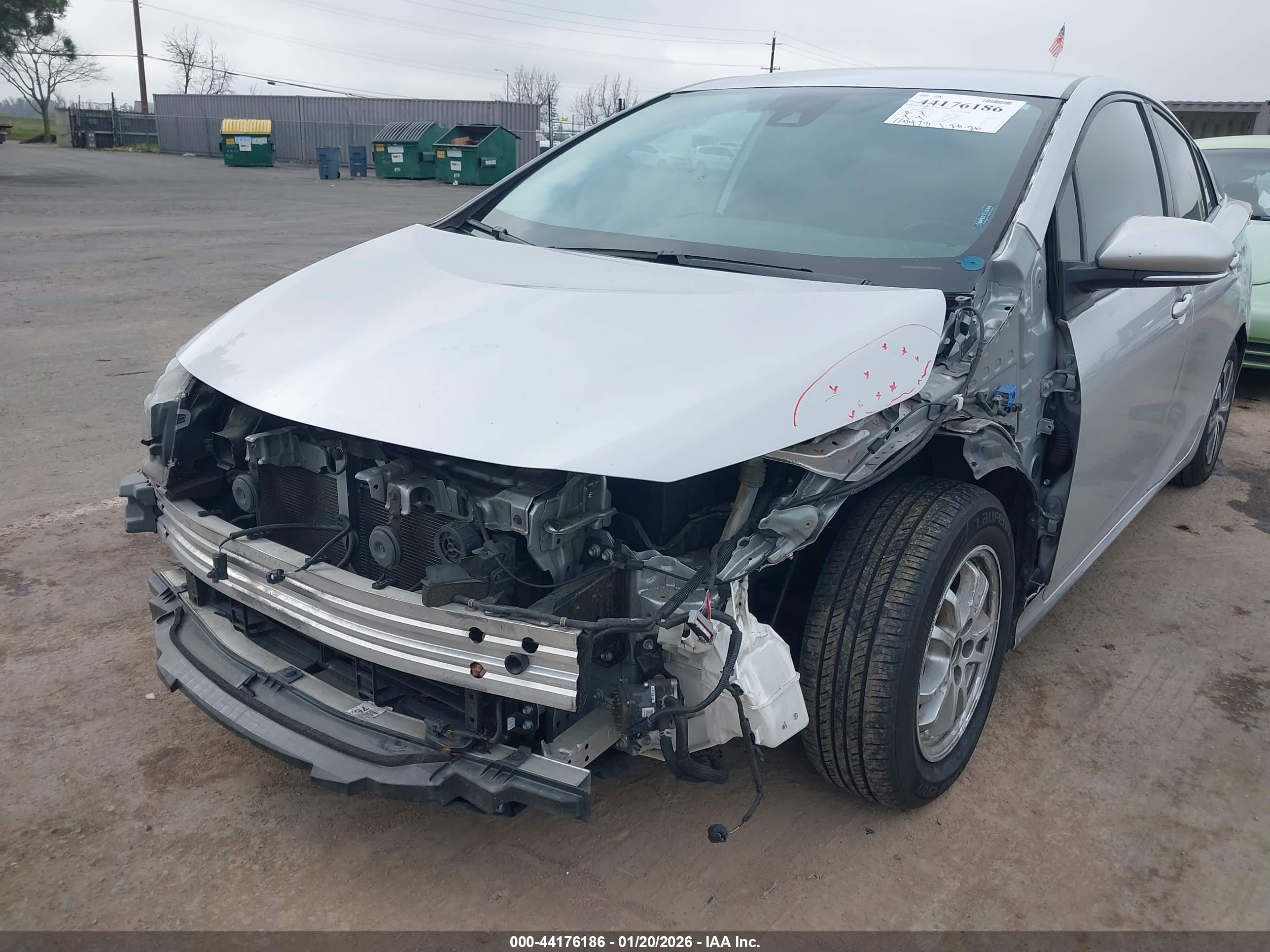 TOYOTA PRIUS image 6