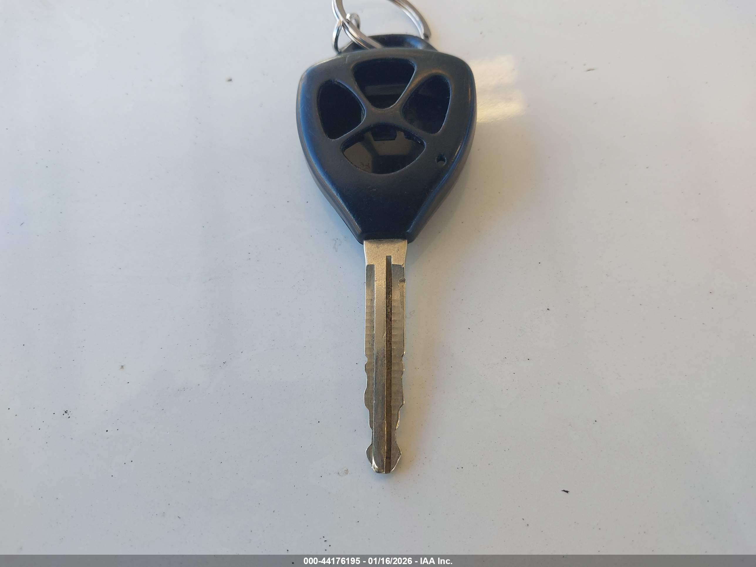 TOYOTA COROLLA image 11