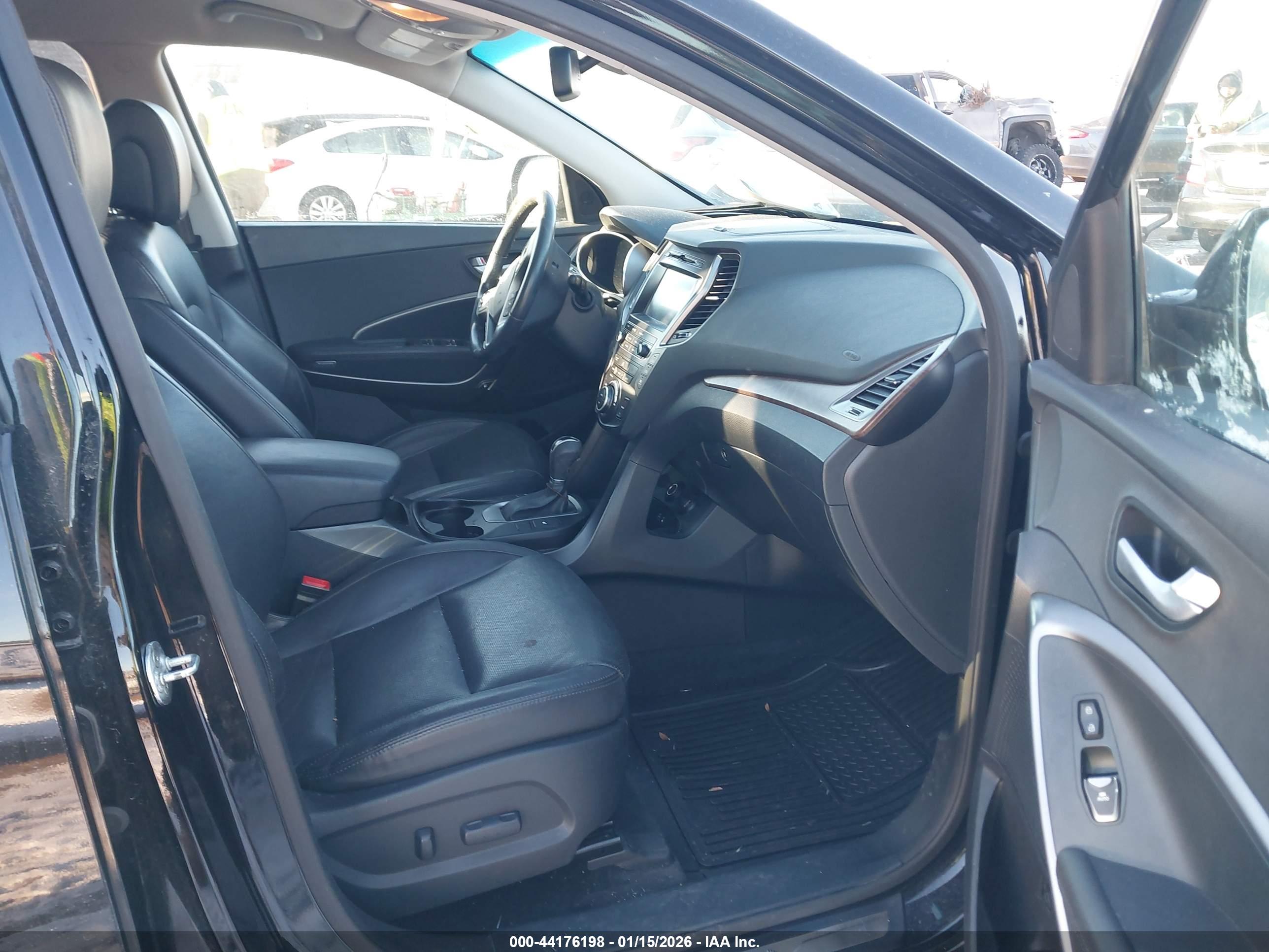 HYUNDAI SANTA image 5