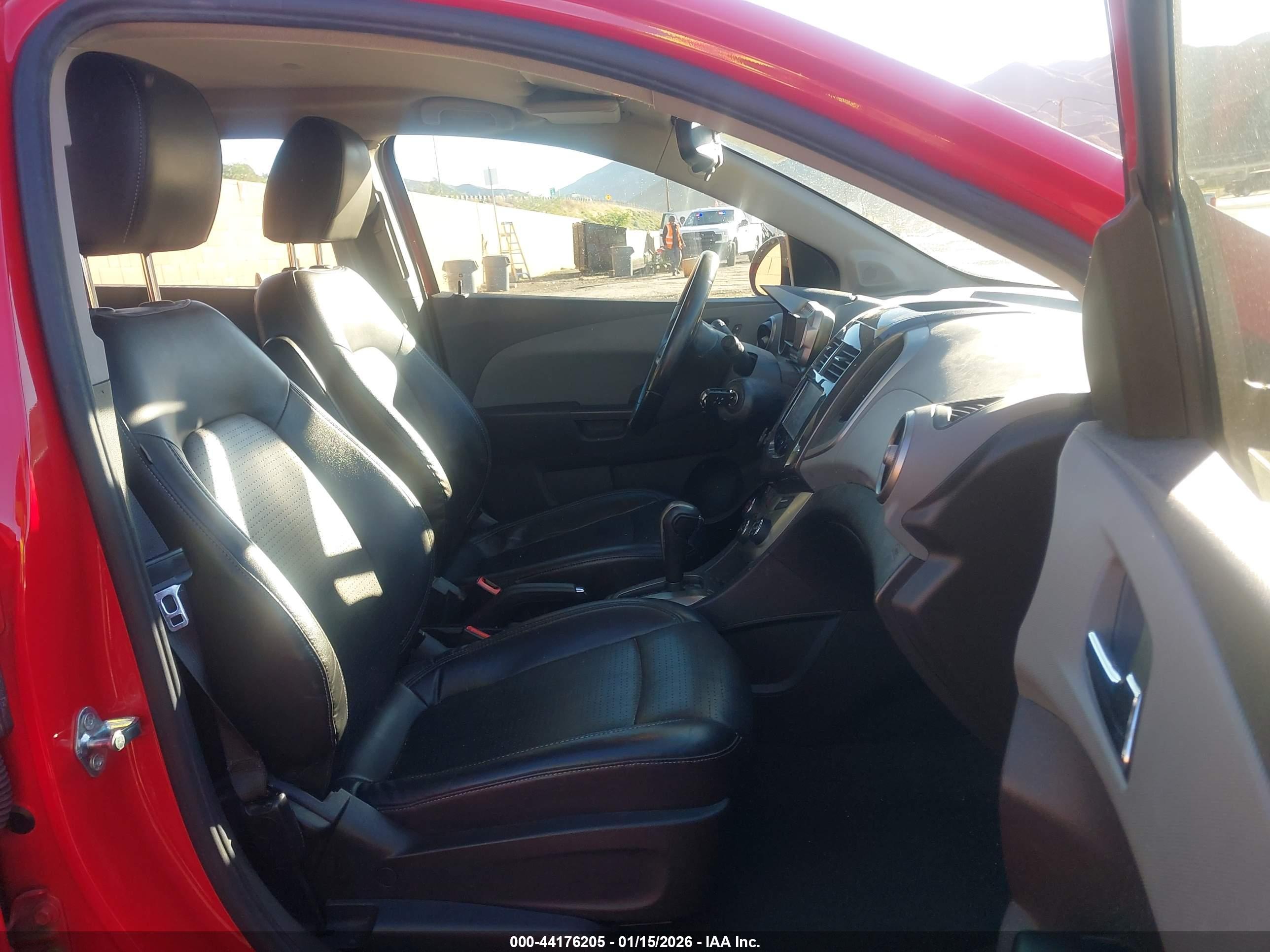 CHEVROLET SONIC image 5