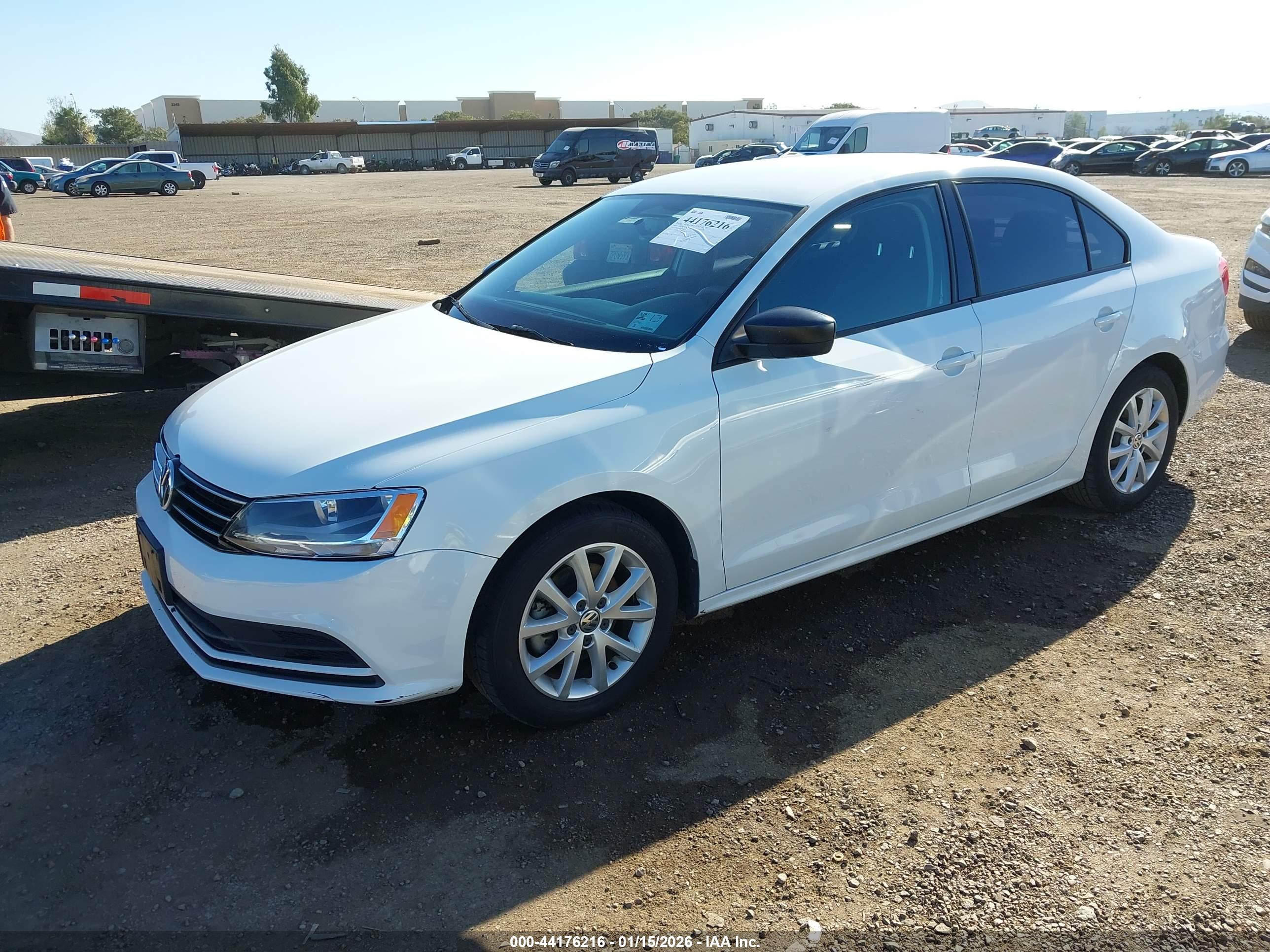 VOLKSWAGEN JETTA image 2