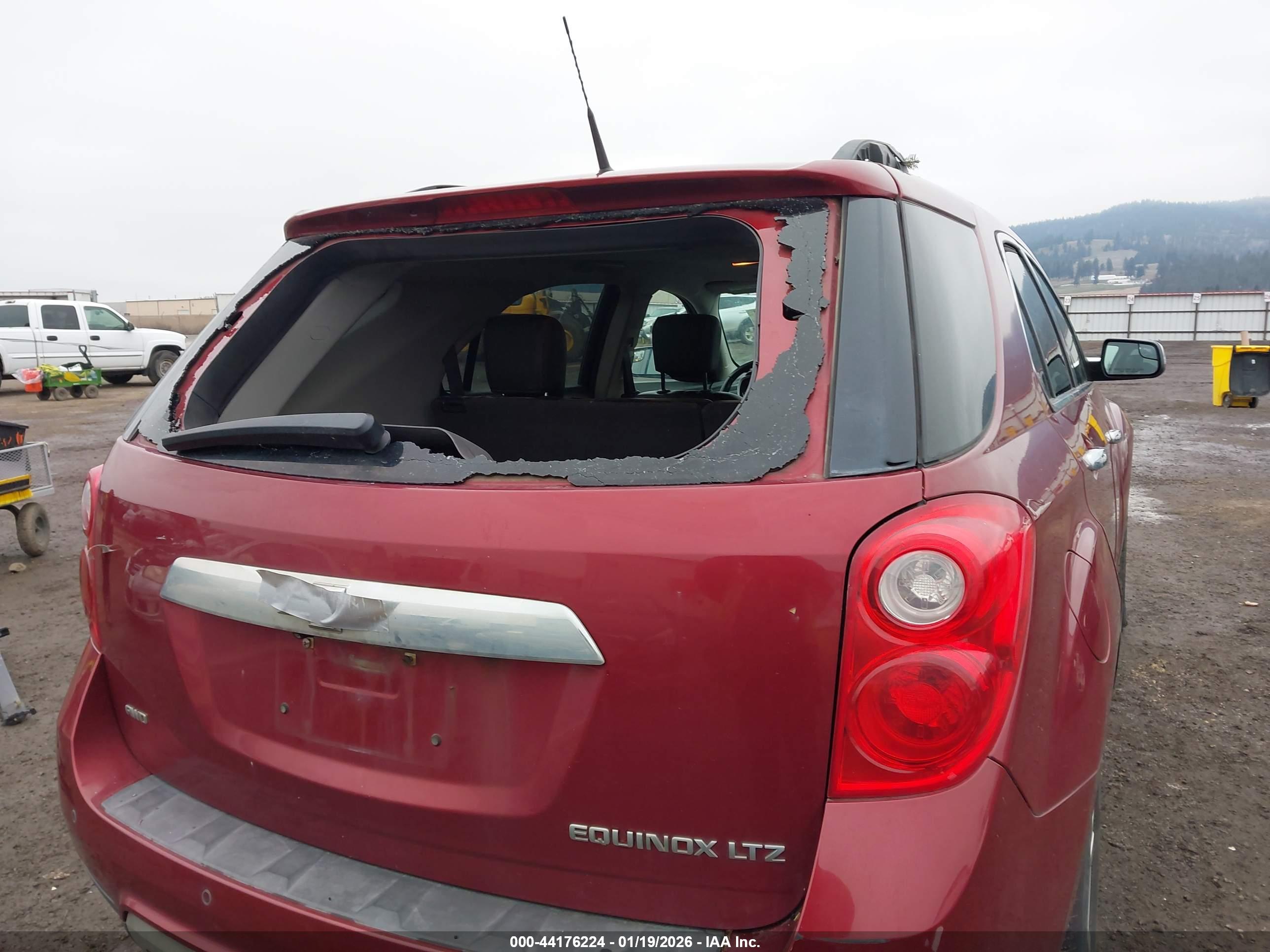 CHEVROLET EQUINOX image 6