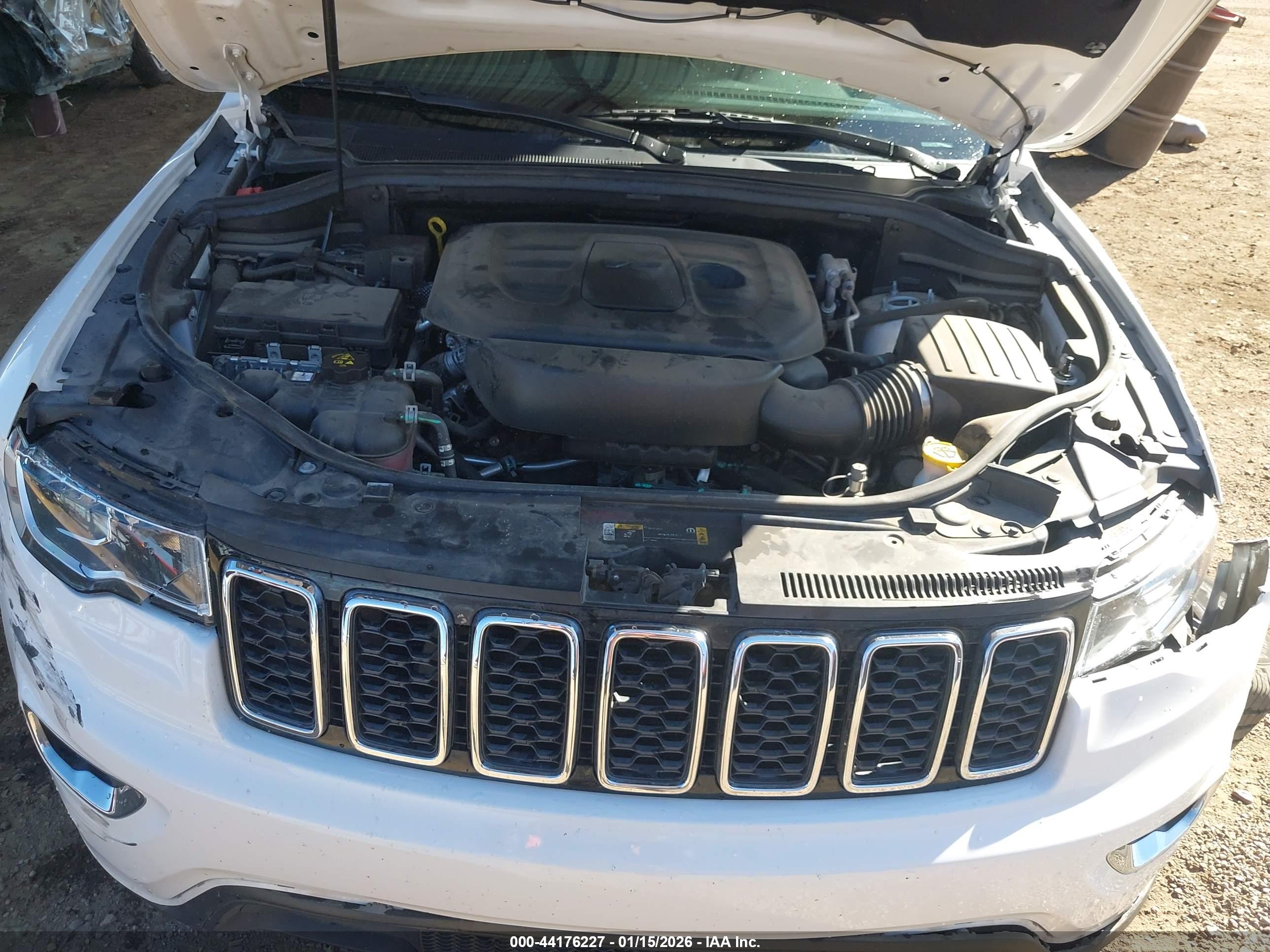 JEEP GRAND image 10