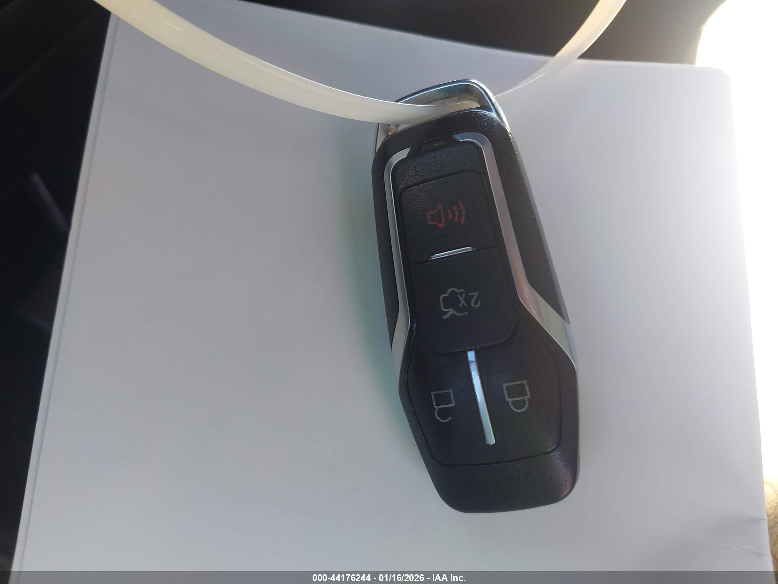 FORD EDGE image 11