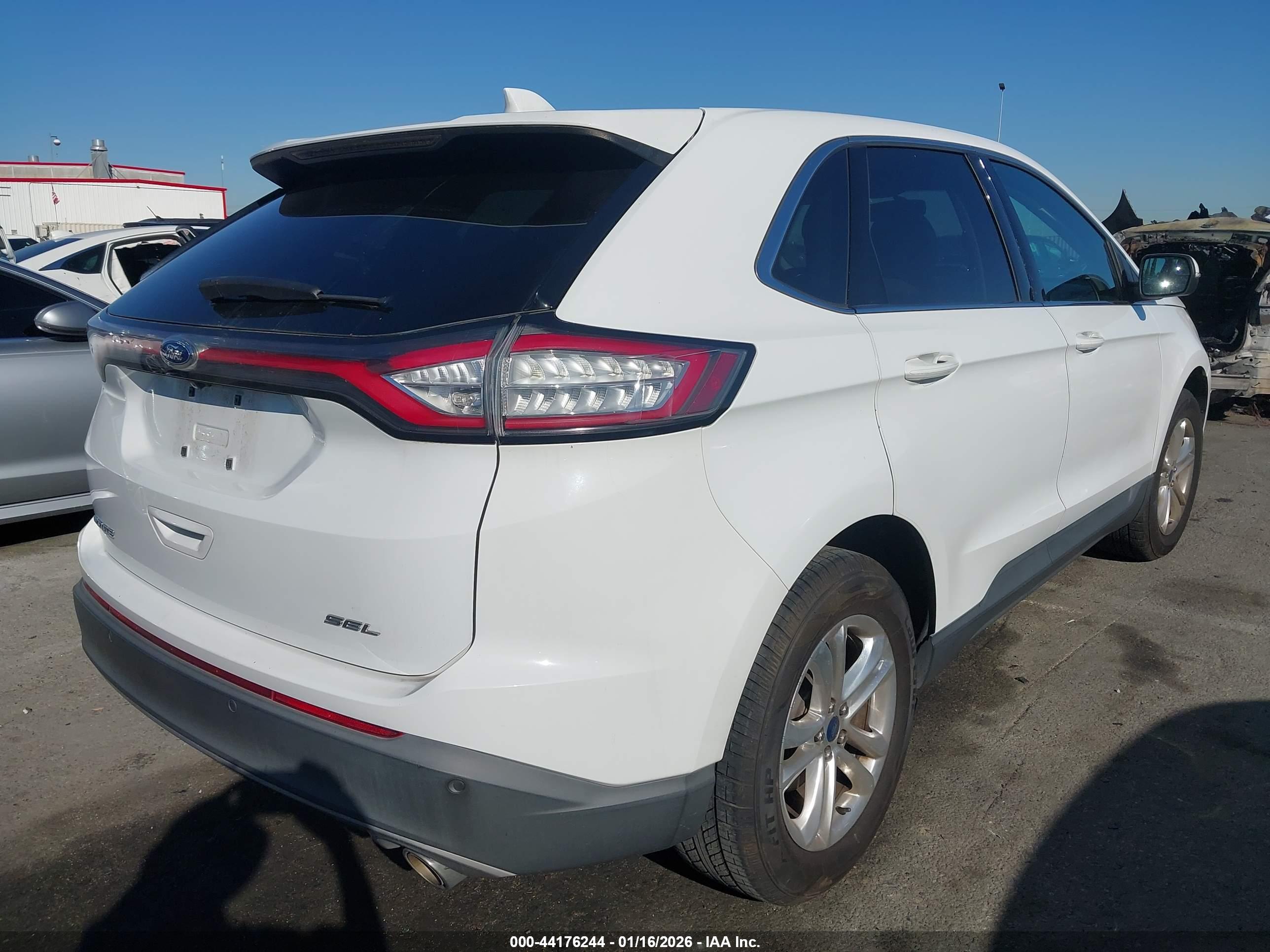 FORD EDGE image 4