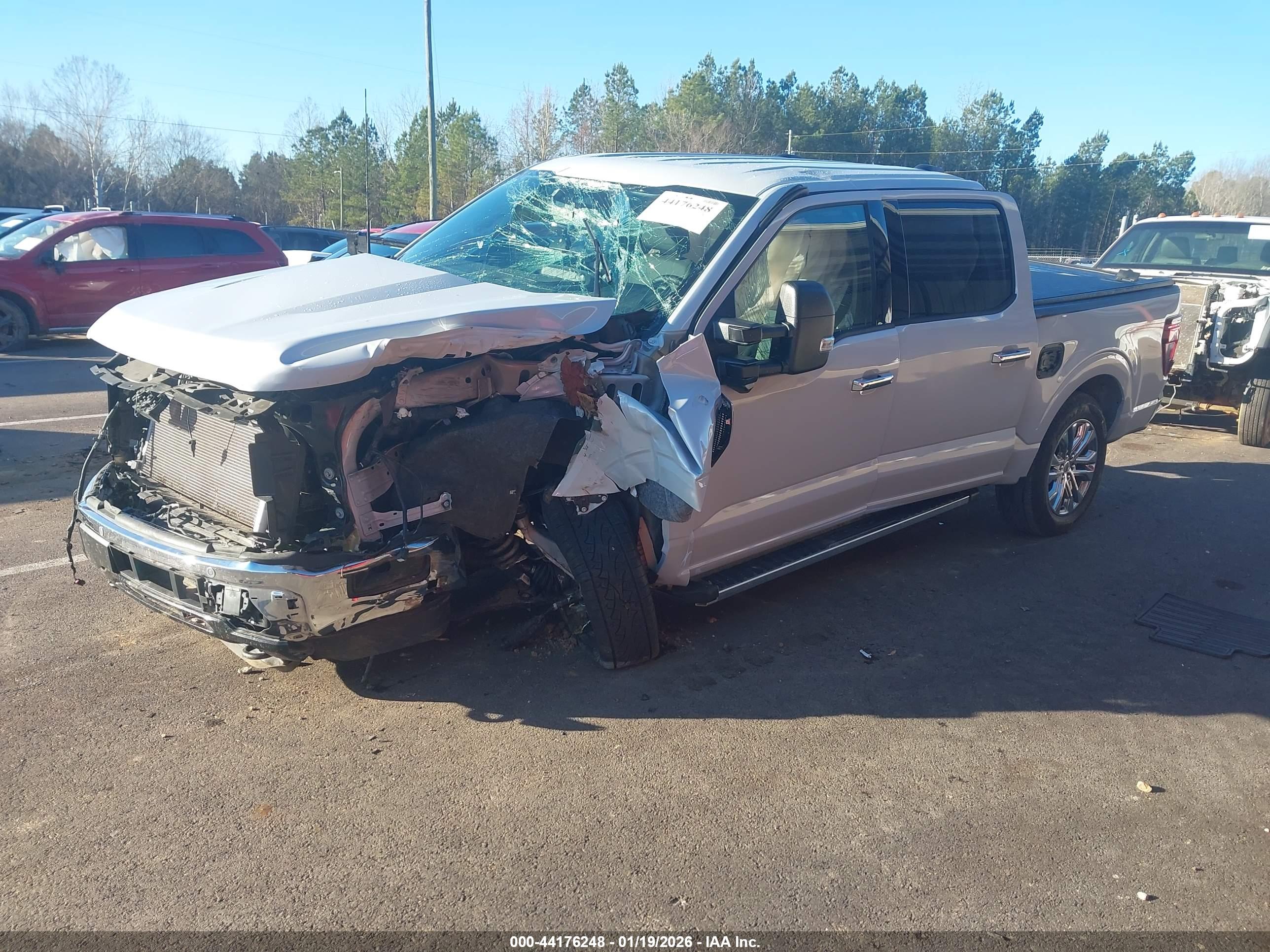 FORD F-150 image 2