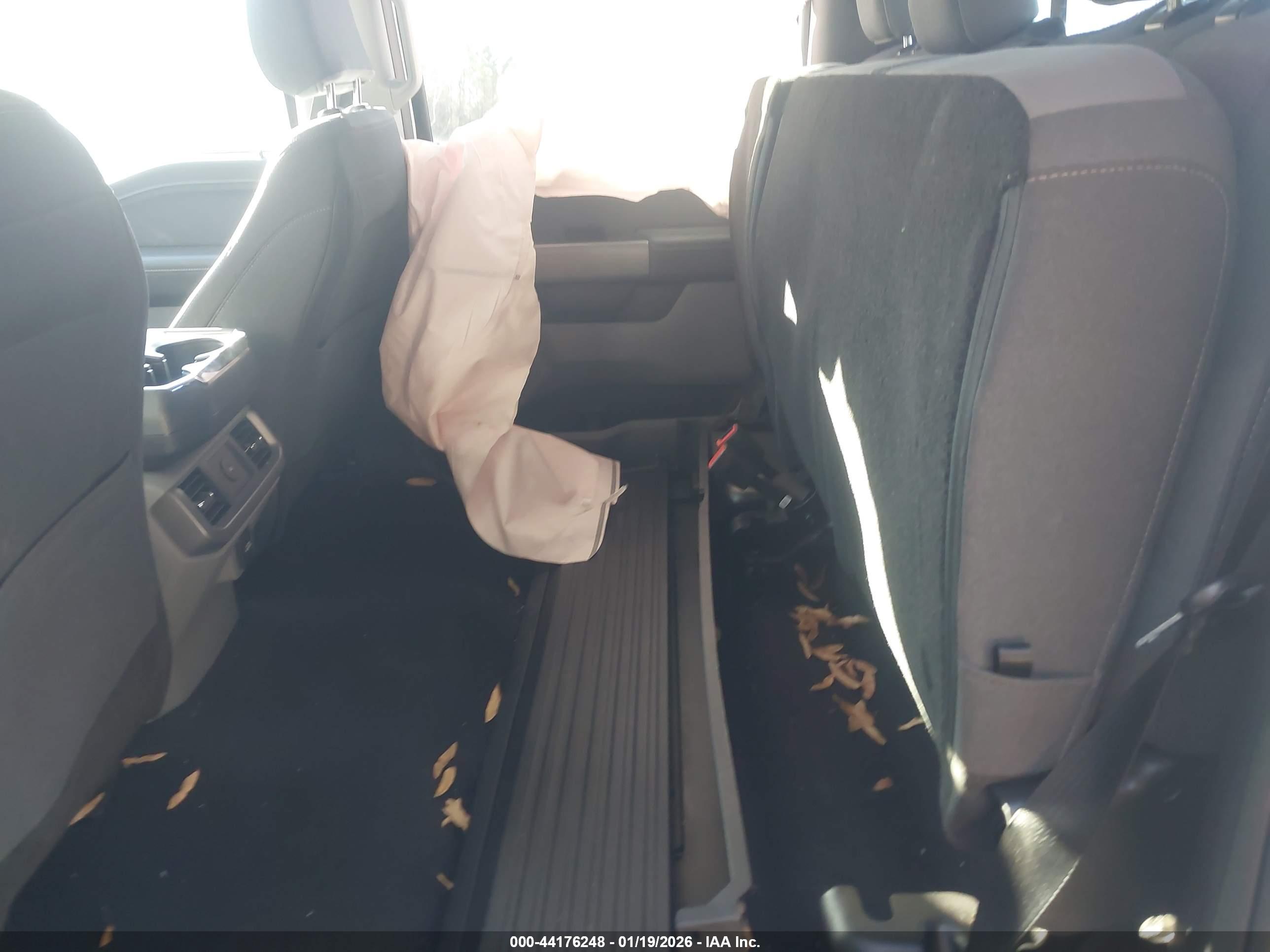 FORD F-150 image 8