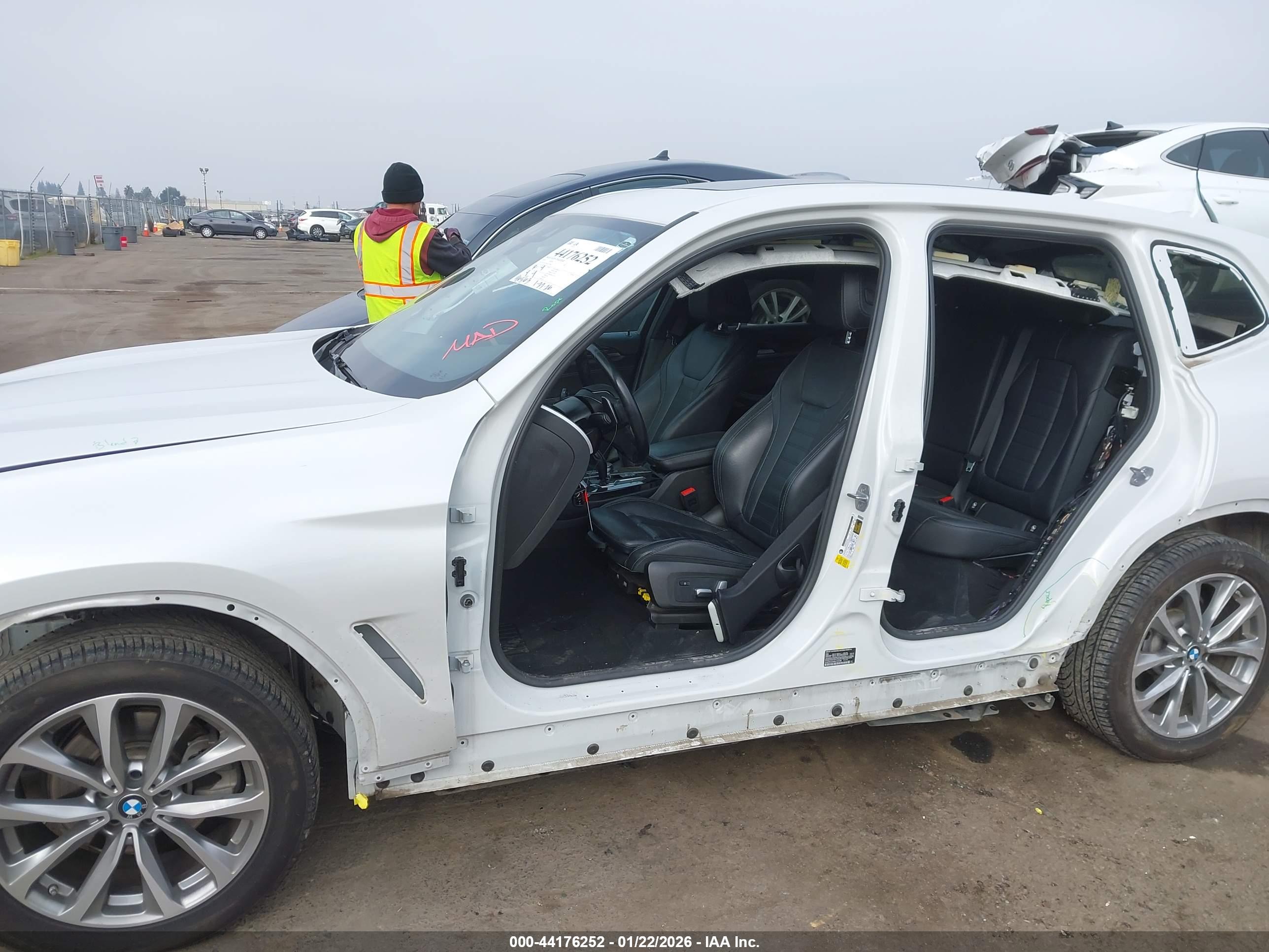 BMW X3 image 6