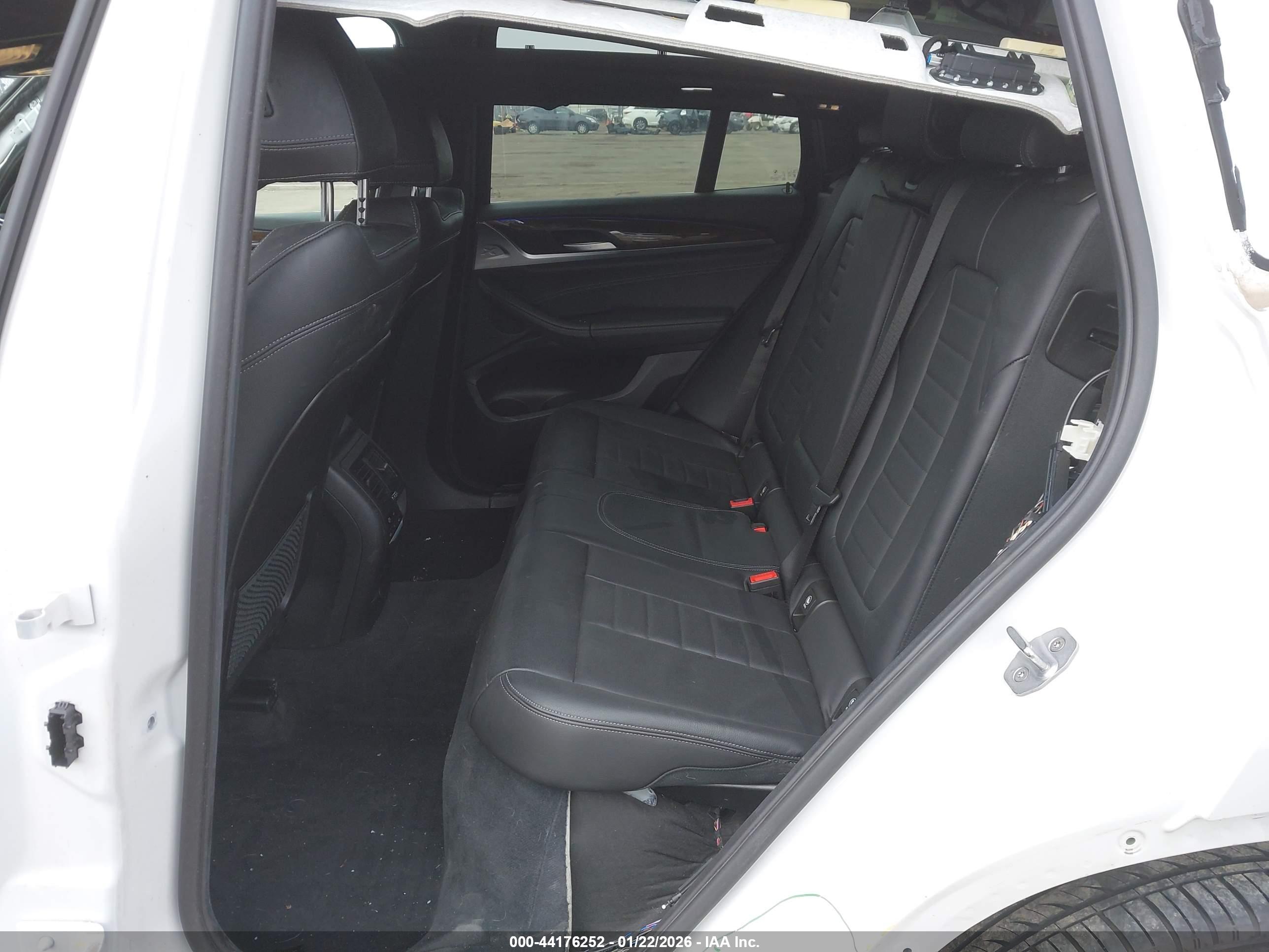 BMW X3 image 8