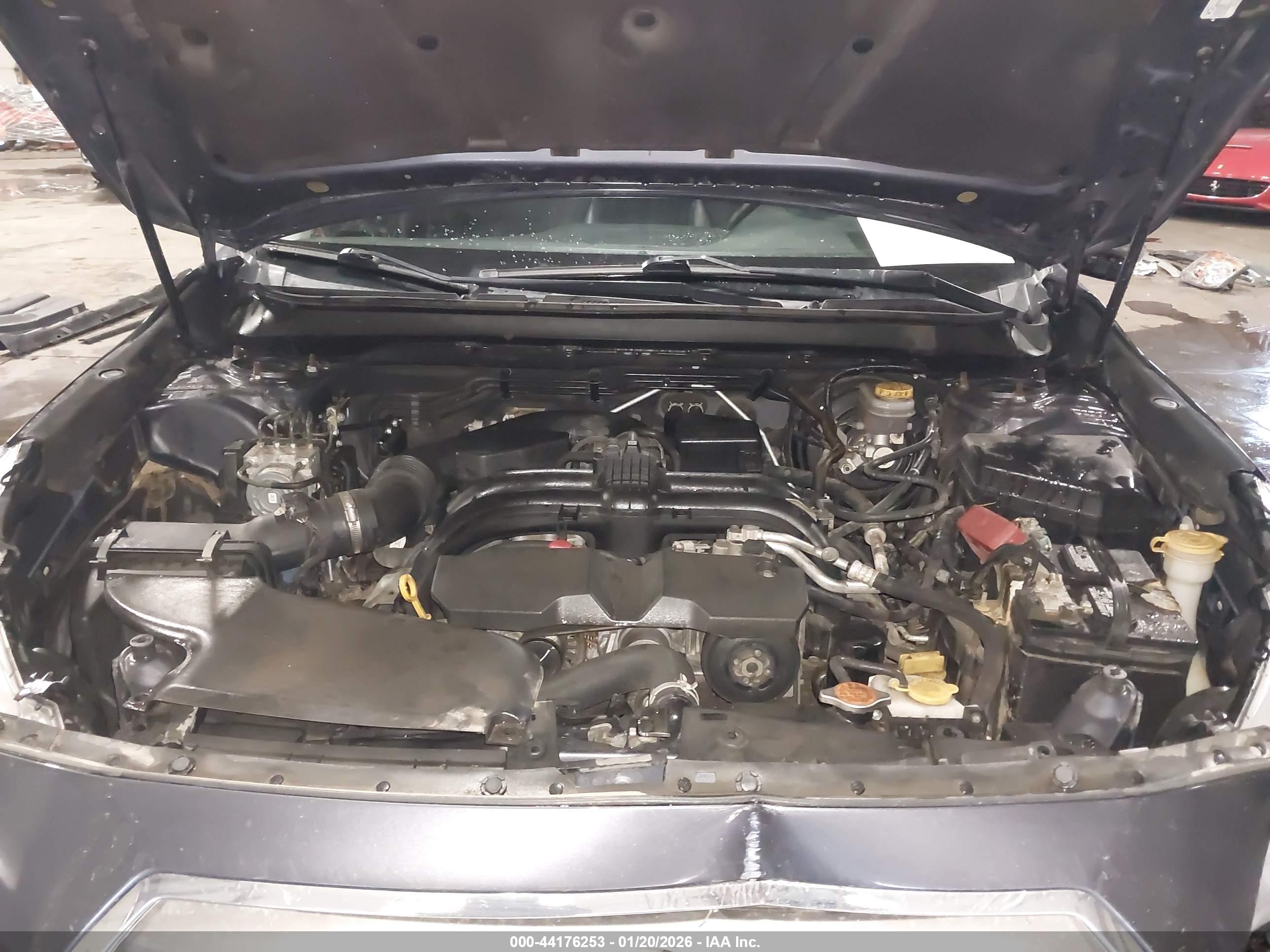SUBARU OUTBACK image 10