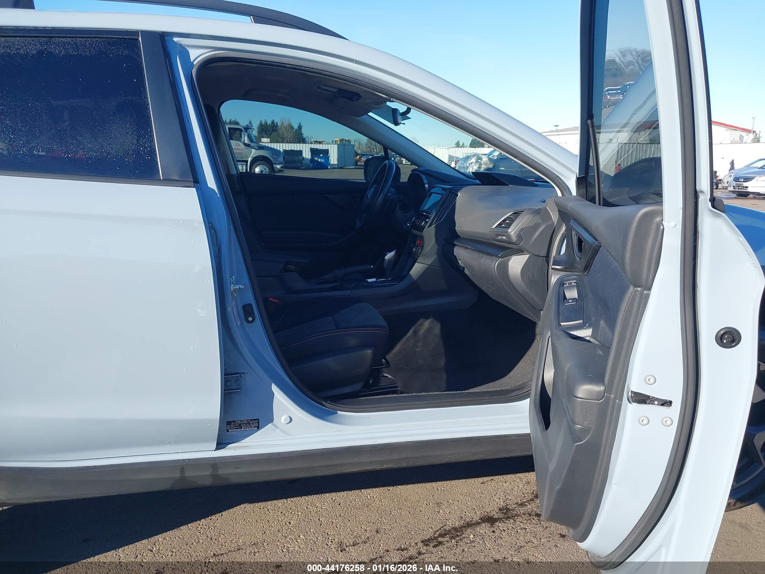 SUBARU CROSSTREK image 5