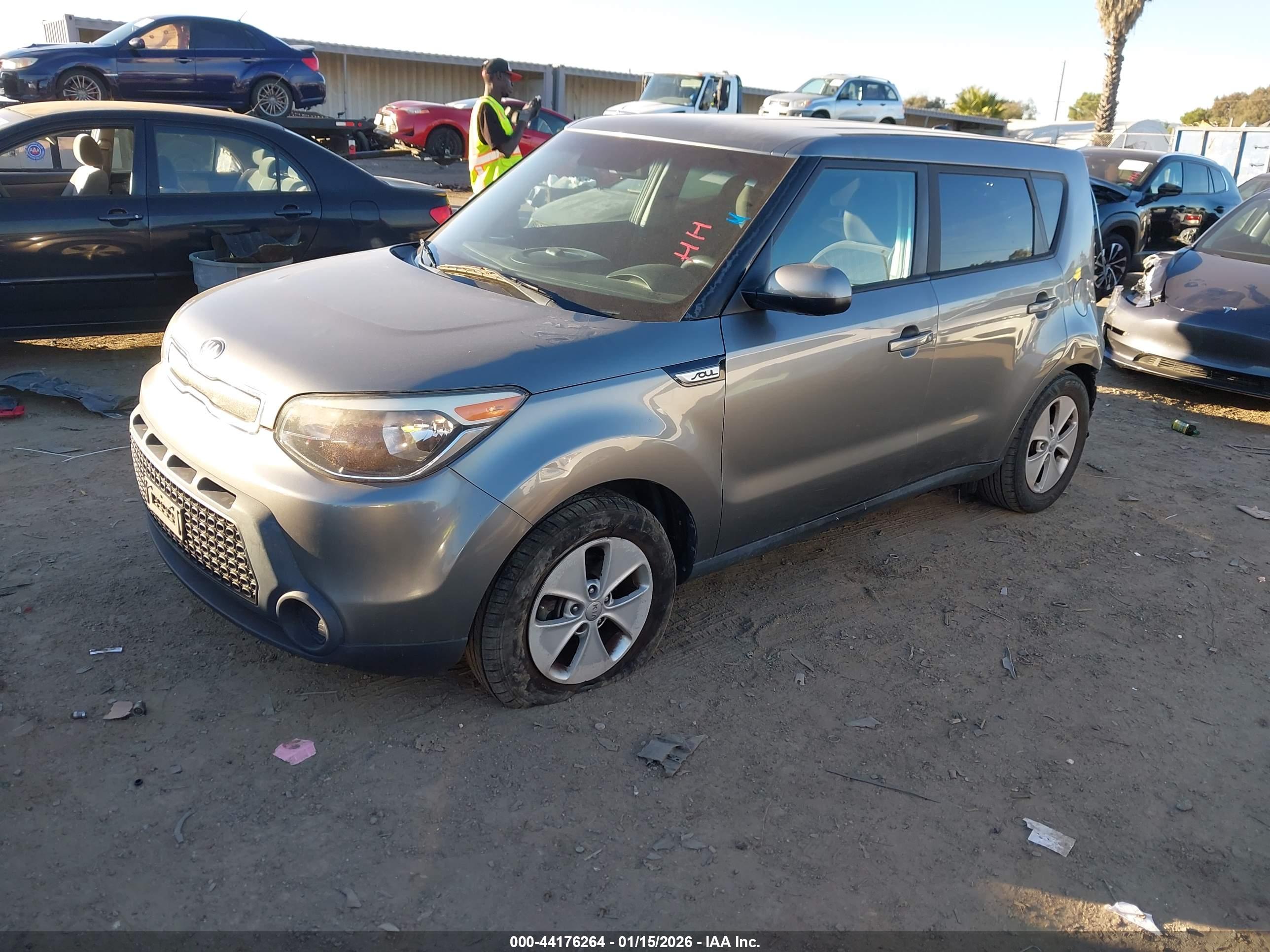 KIA SOUL image 2