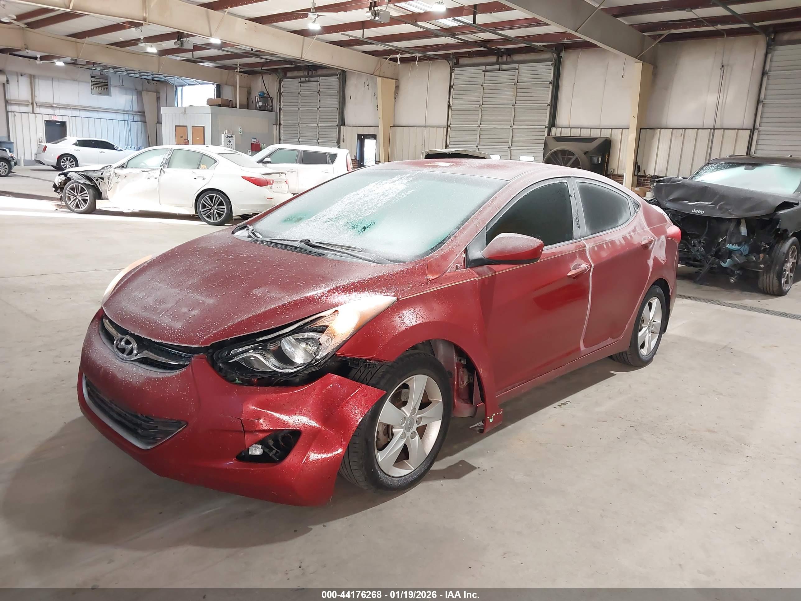 HYUNDAI ELANTRA image 2