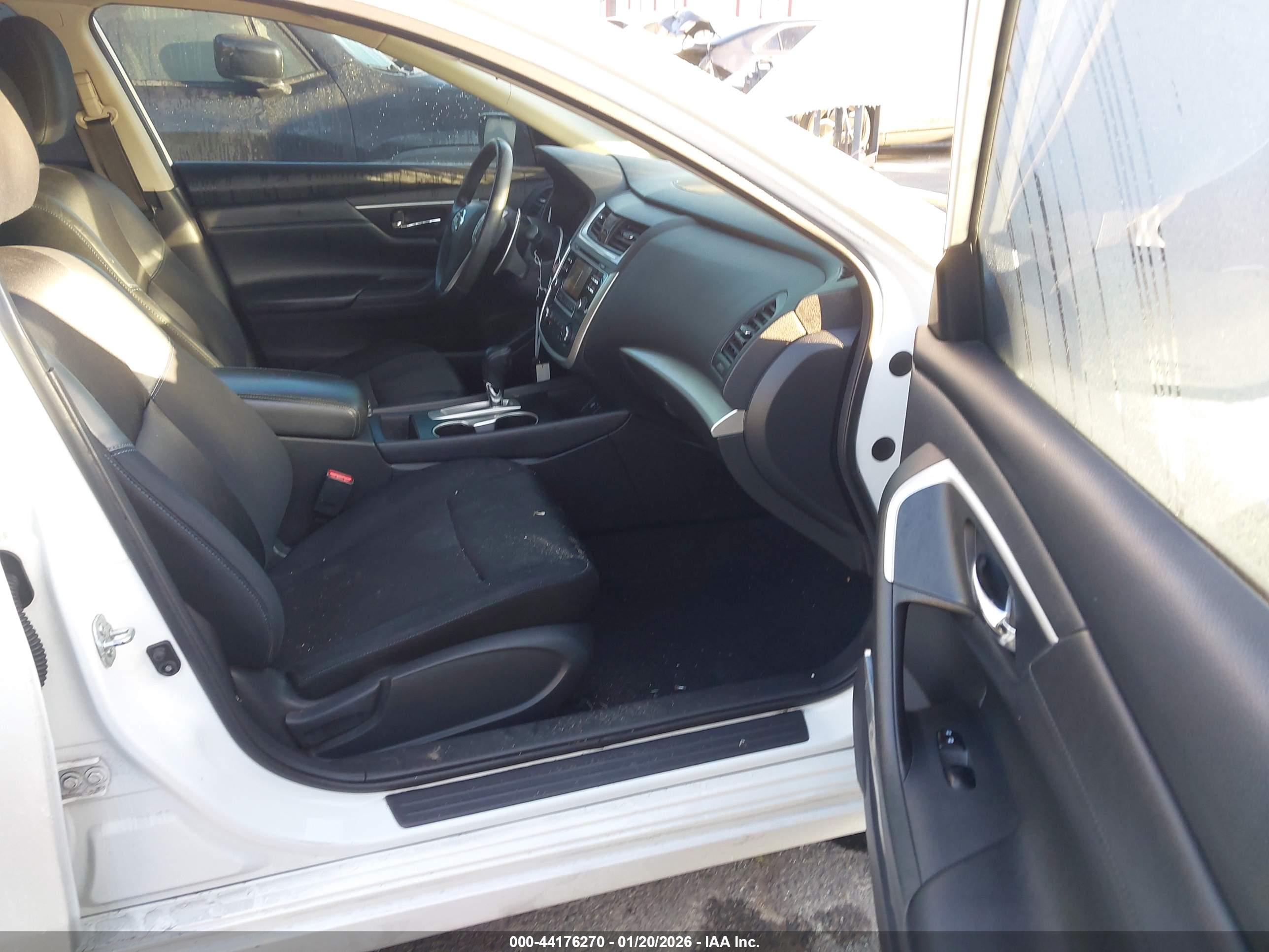 NISSAN ALTIMA image 5