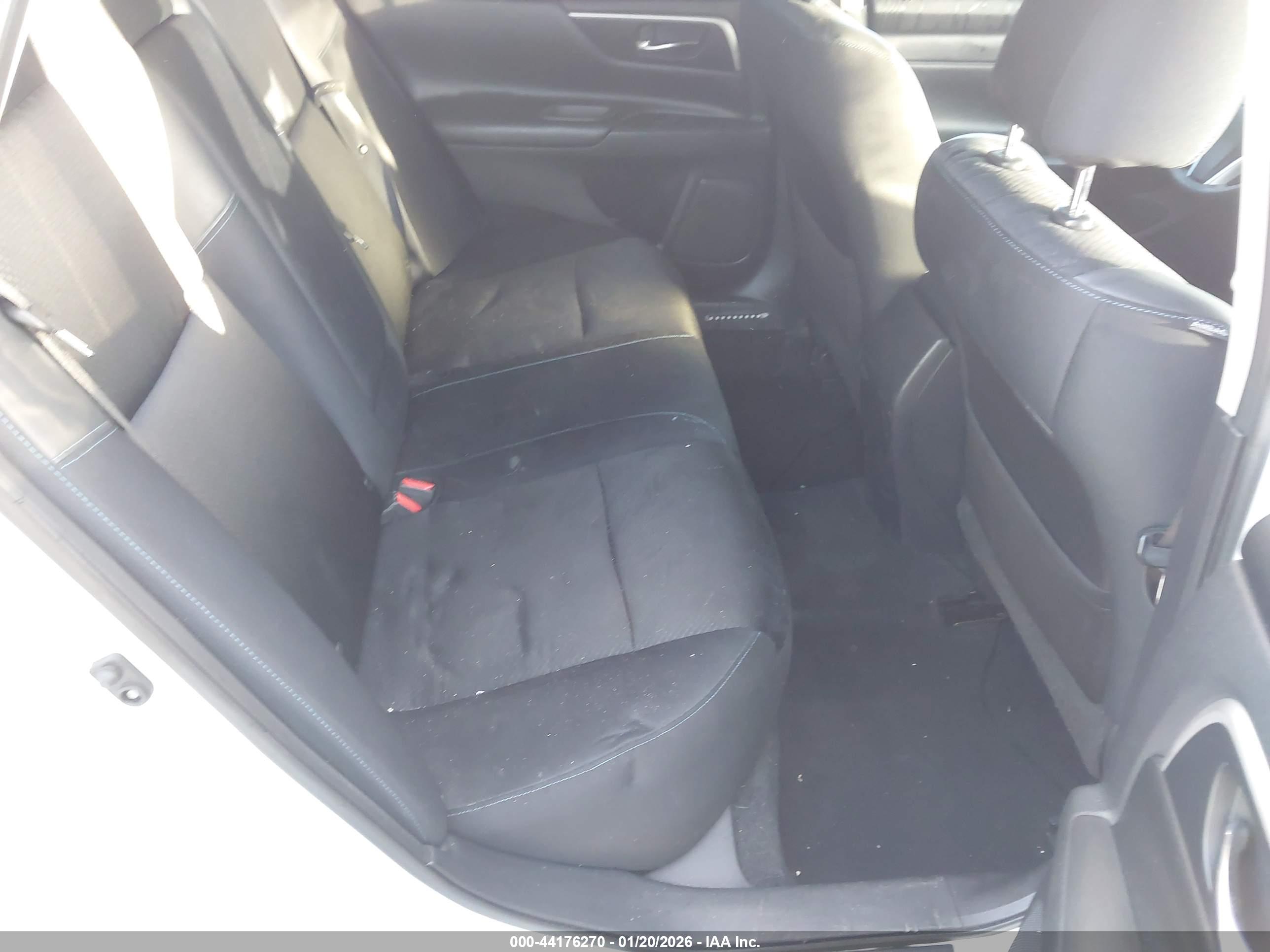 NISSAN ALTIMA image 8