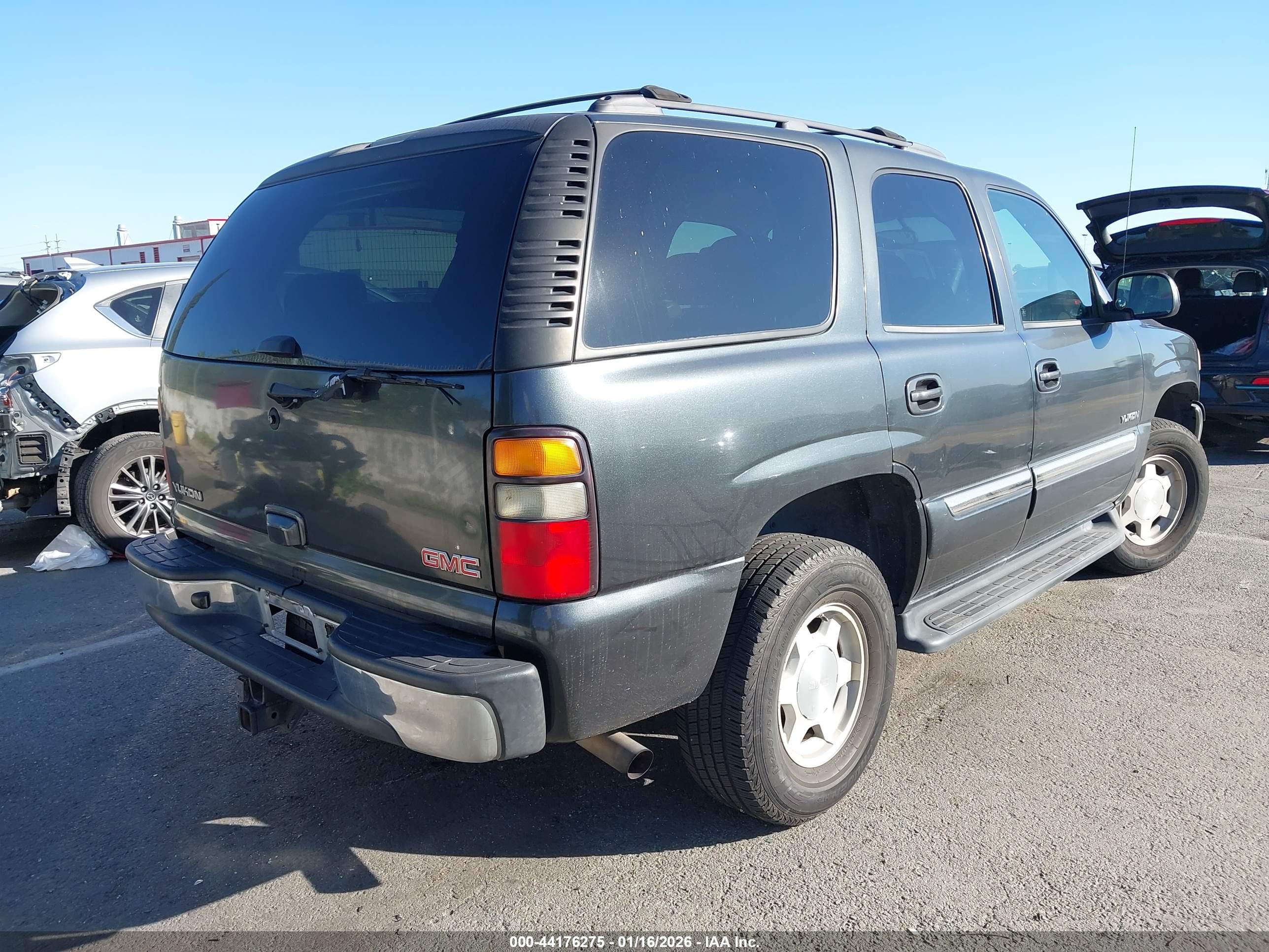 GMC YUKON image 4