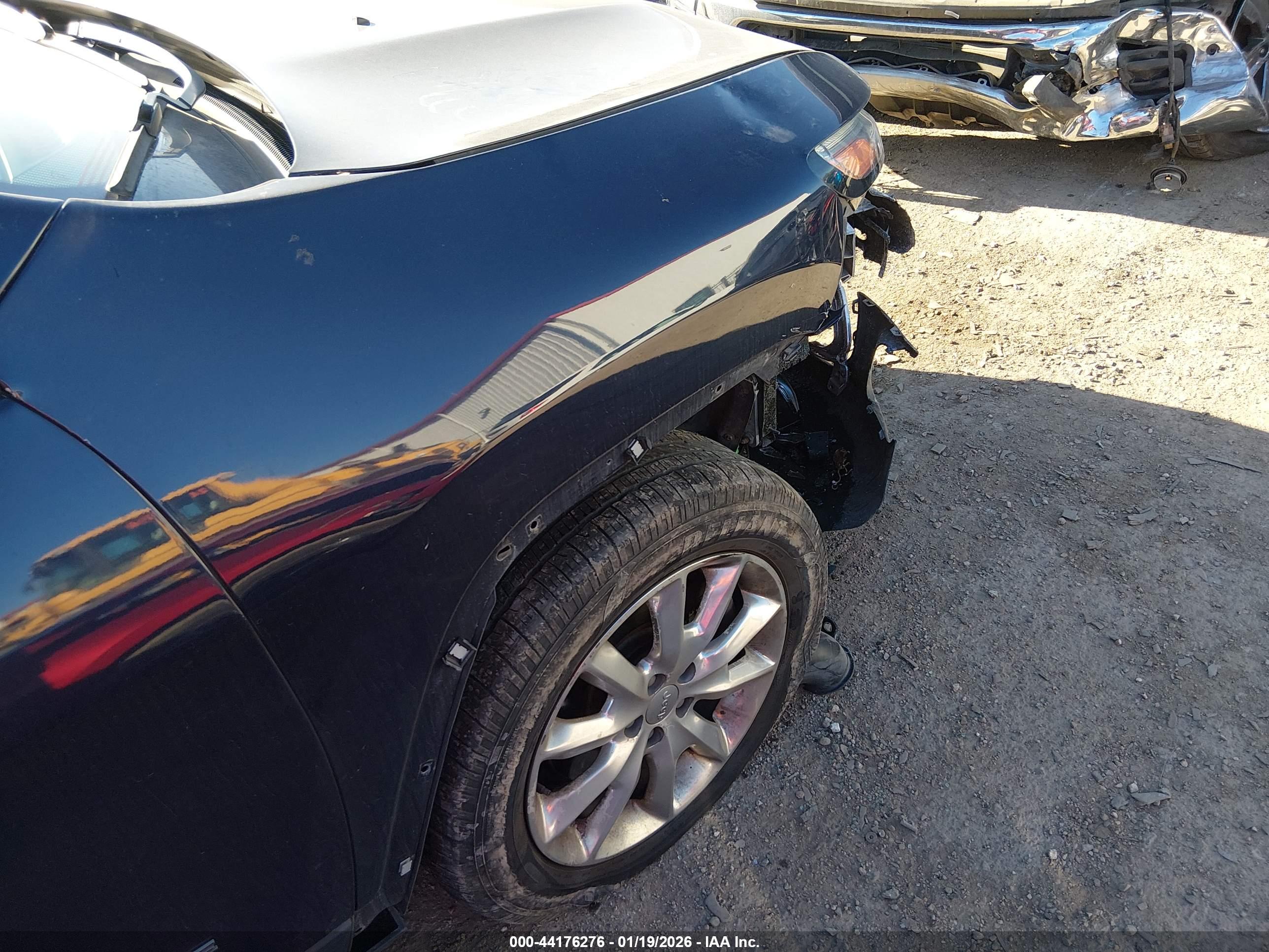 JEEP CHEROKEE image 6
