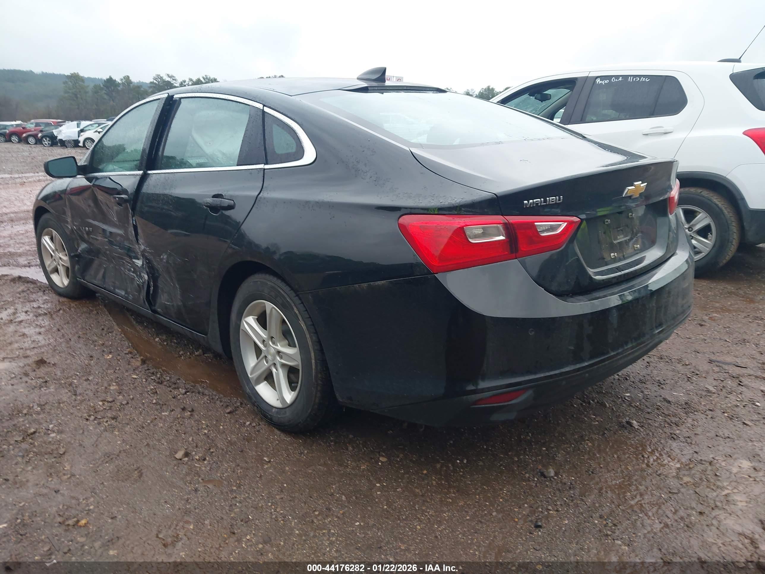 CHEVROLET MALIBU image 3