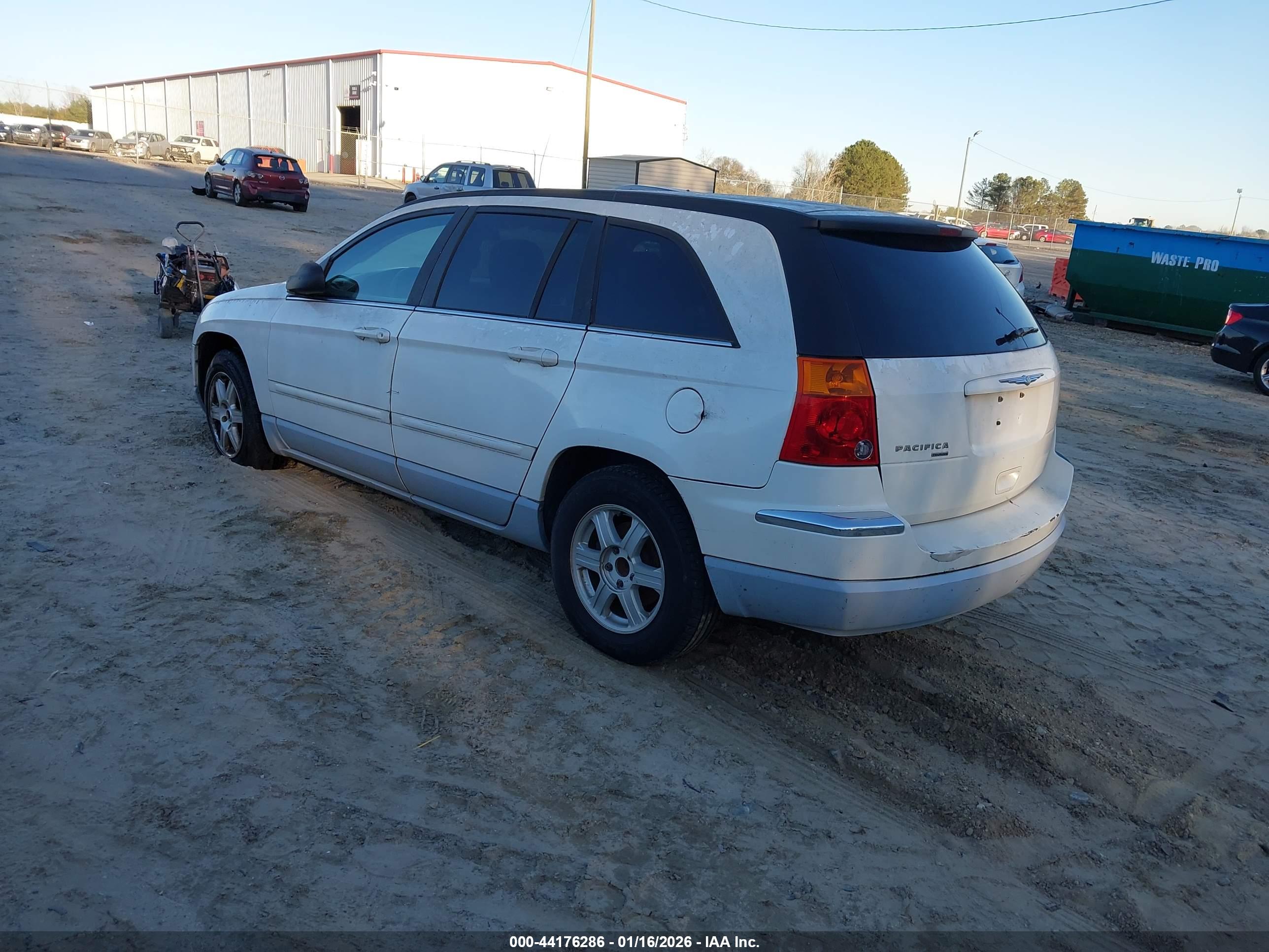 CHRYSLER PACIFICA image 3