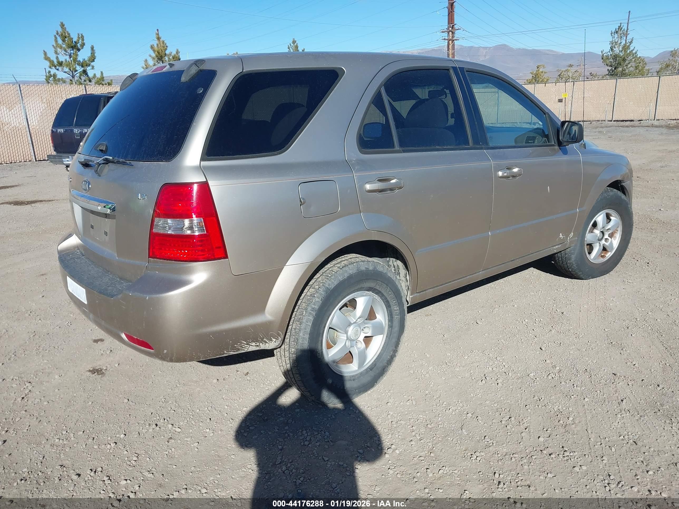 KIA SORENTO image 4