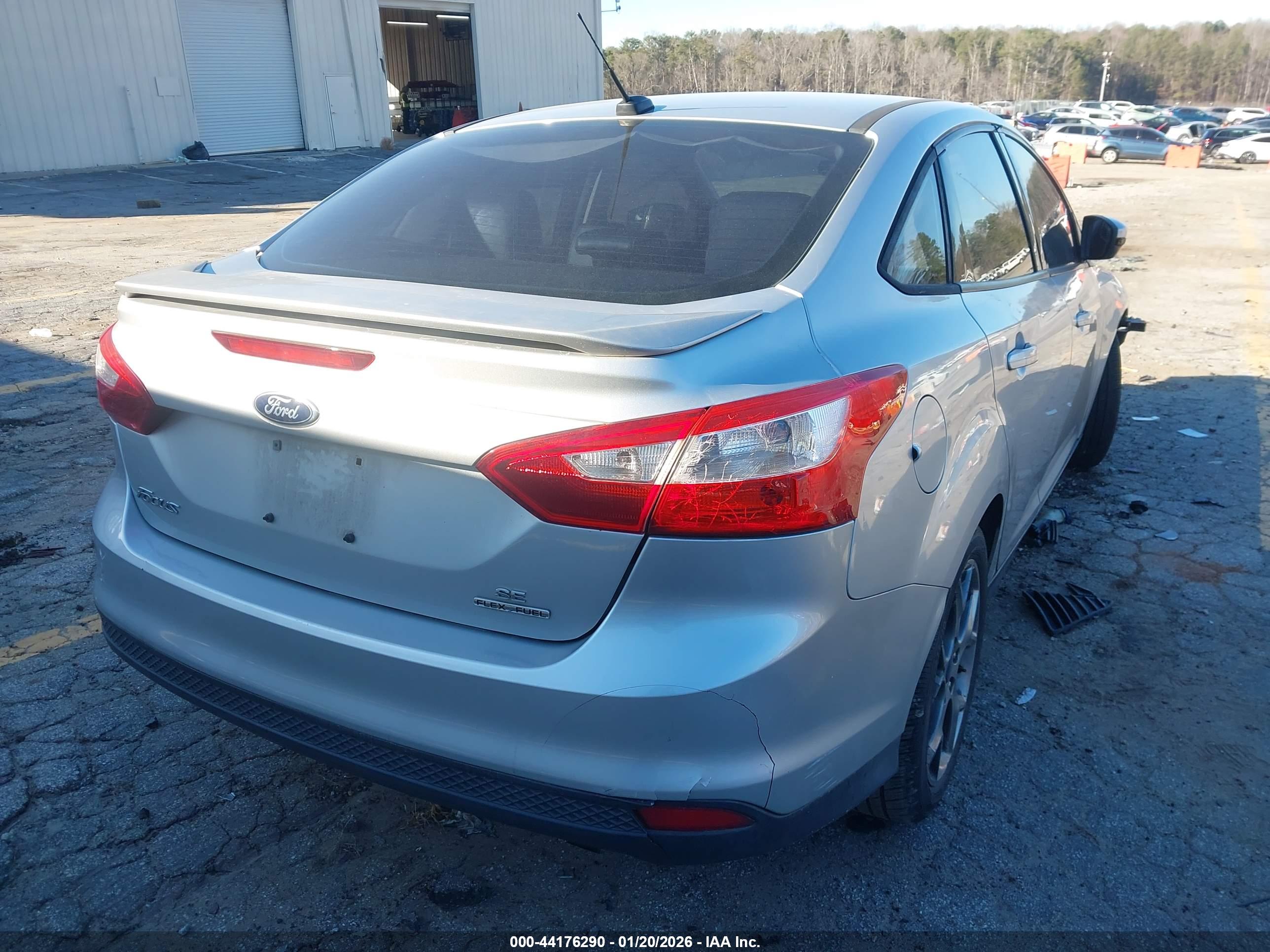 FORD FOCUS image 4