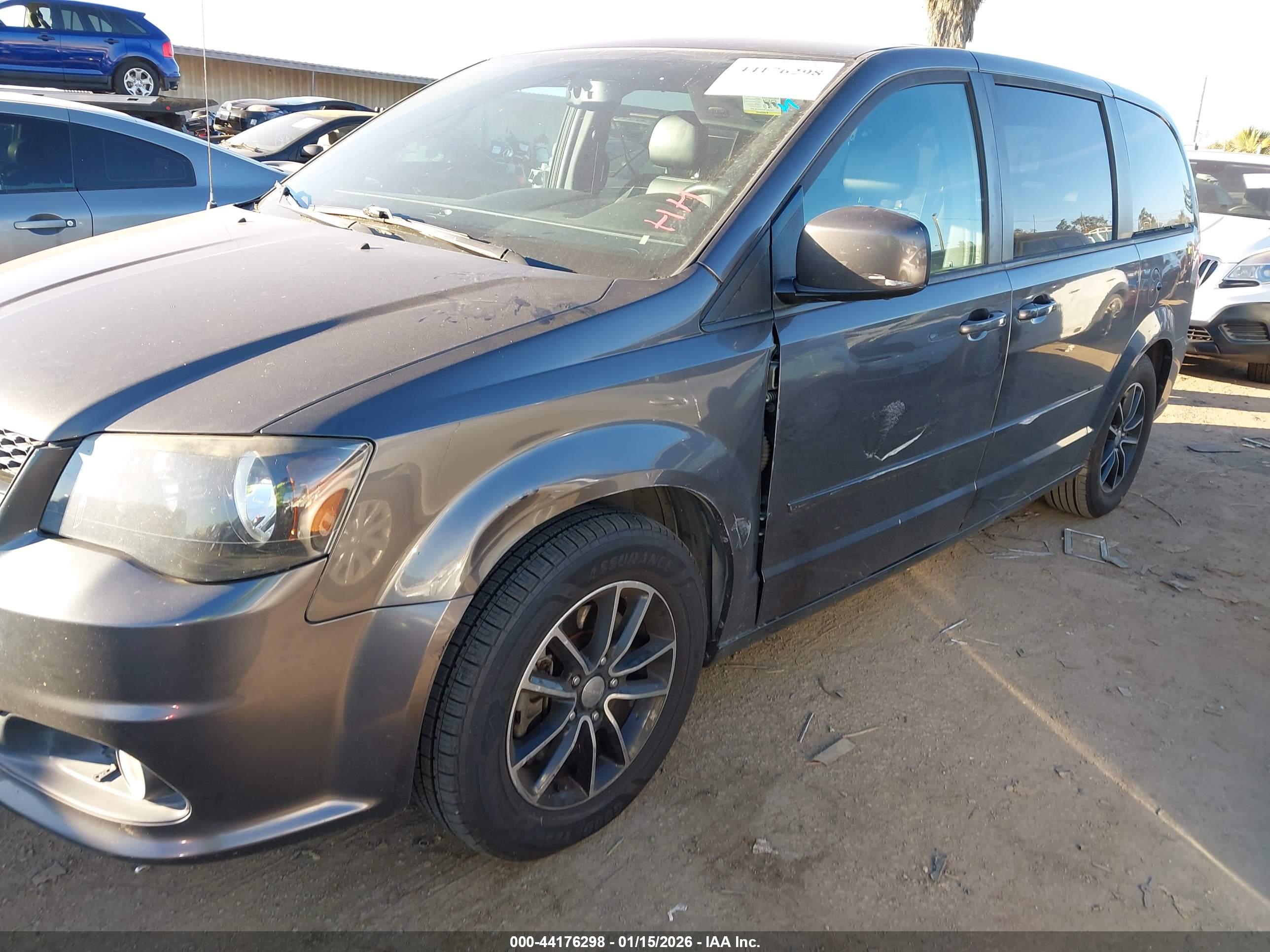 DODGE GRAND image 6