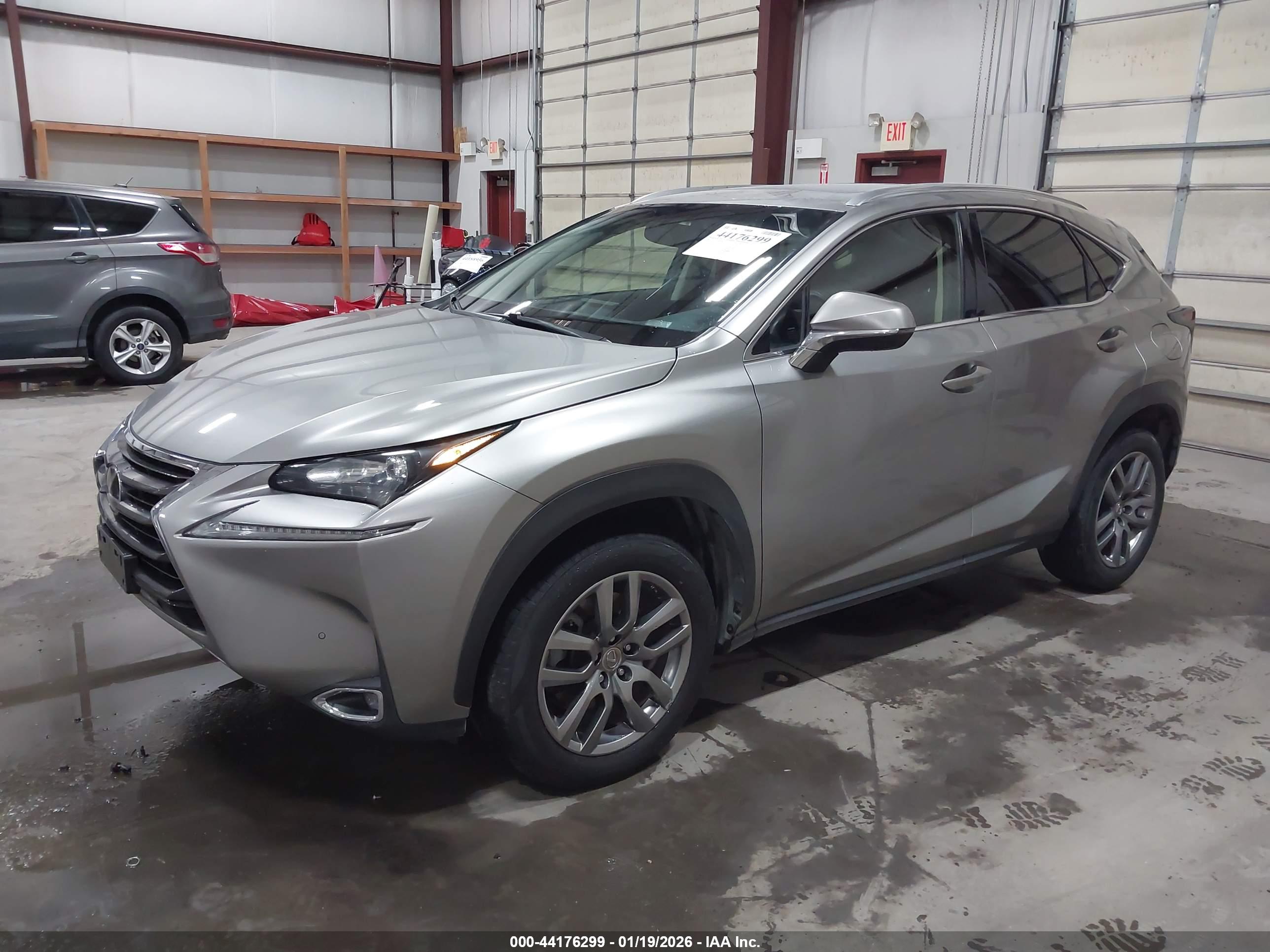 LEXUS NX image 2