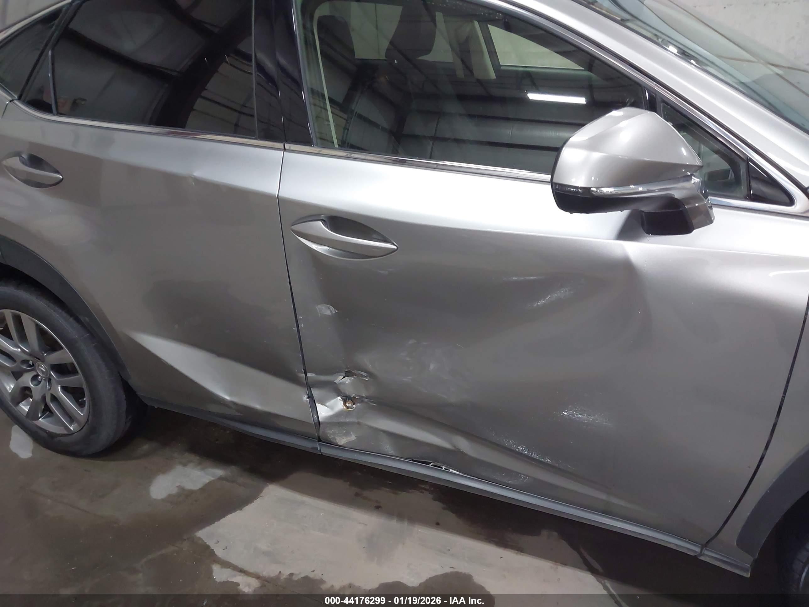 LEXUS NX image 6