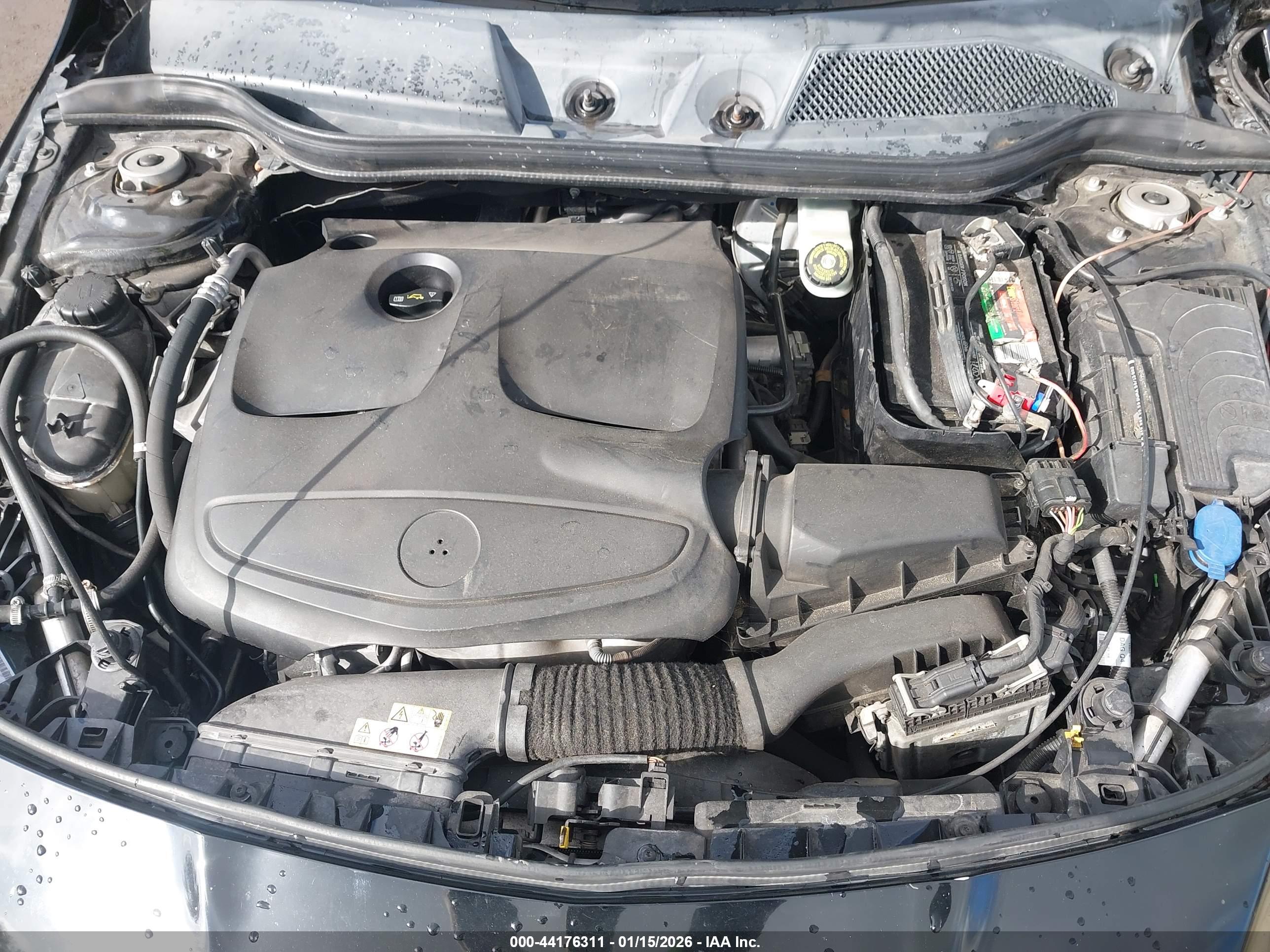MERCEDES-BENZ CLA image 10