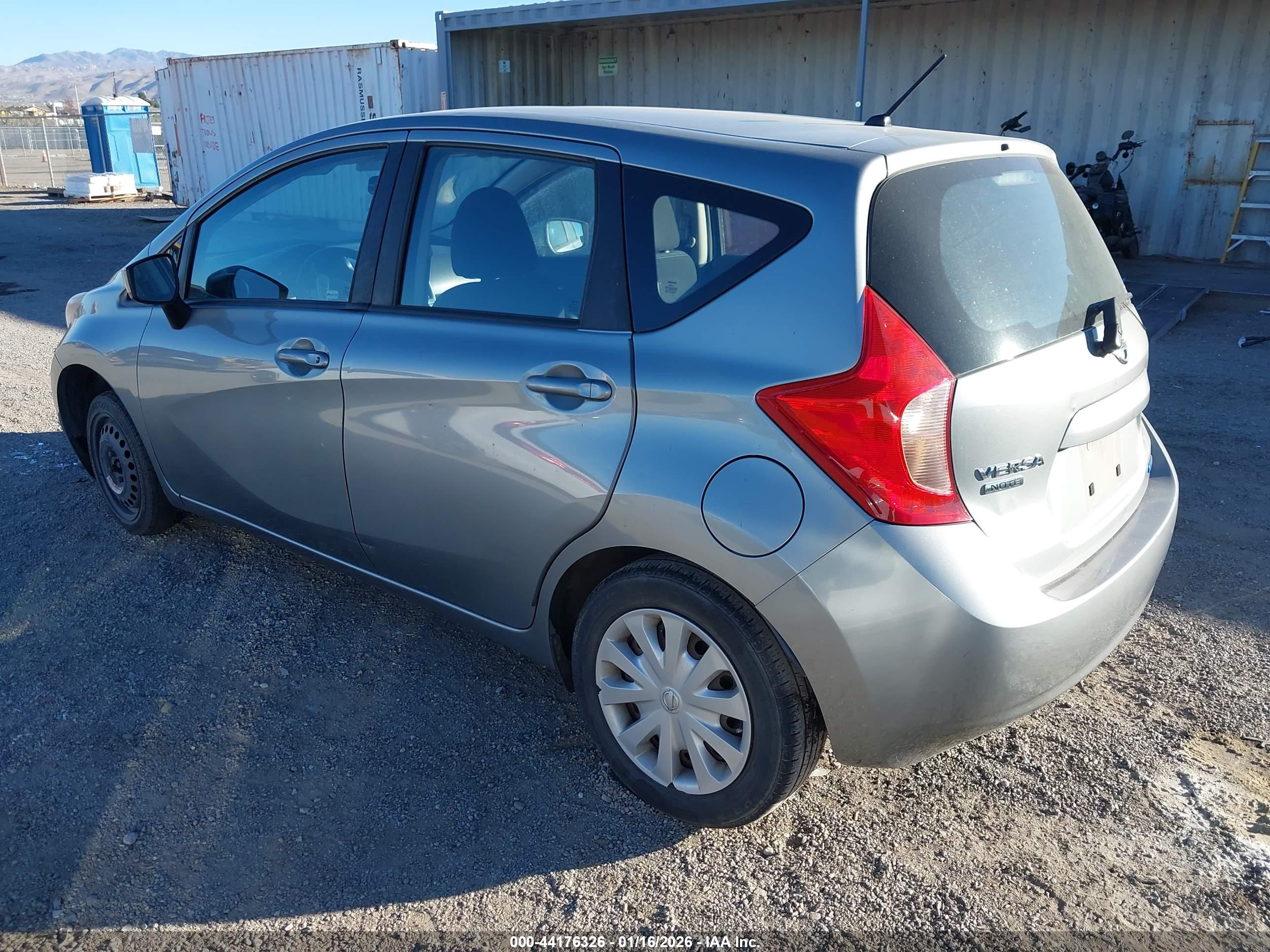 NISSAN VERSA image 3