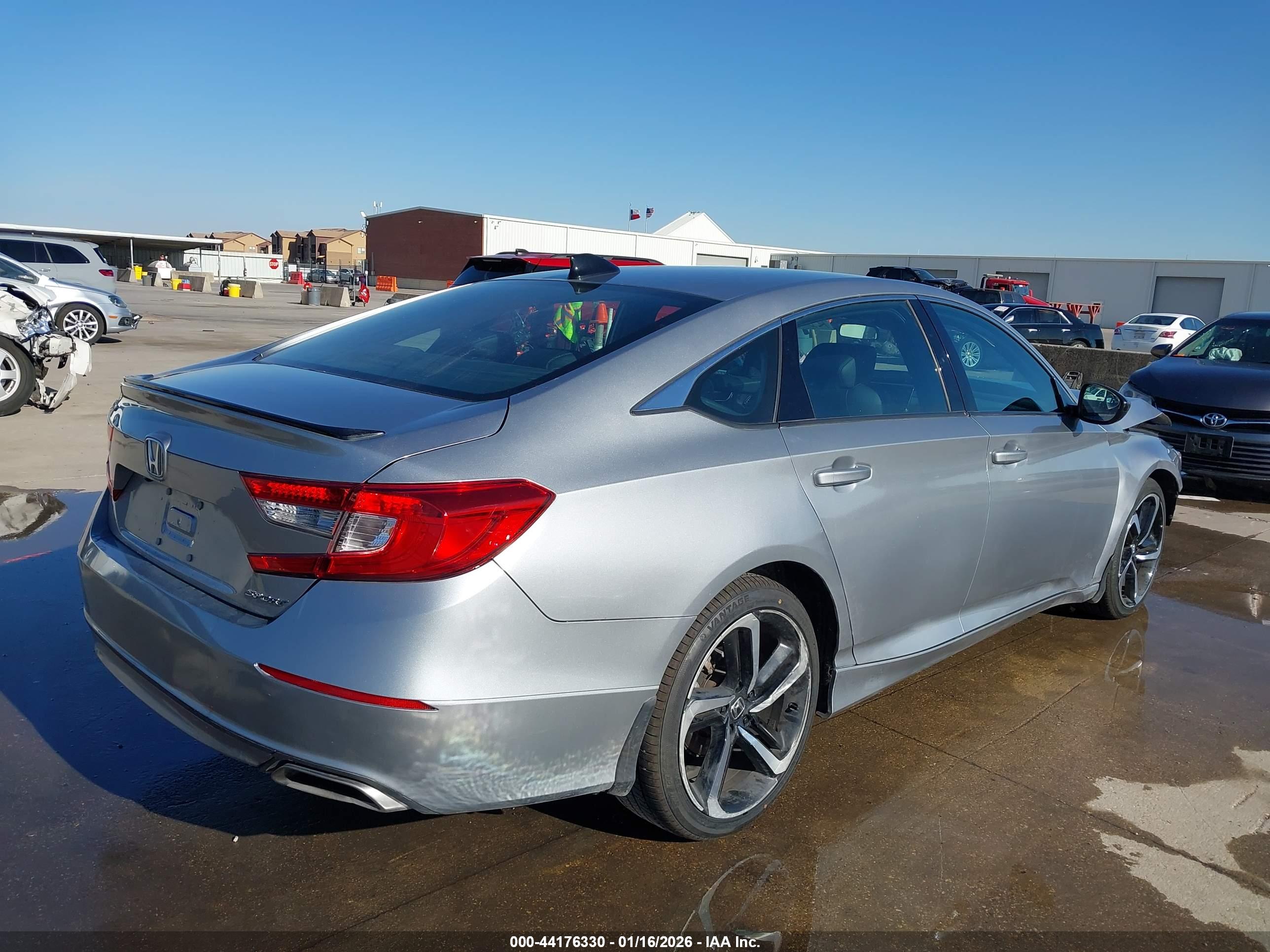 HONDA ACCORD image 4