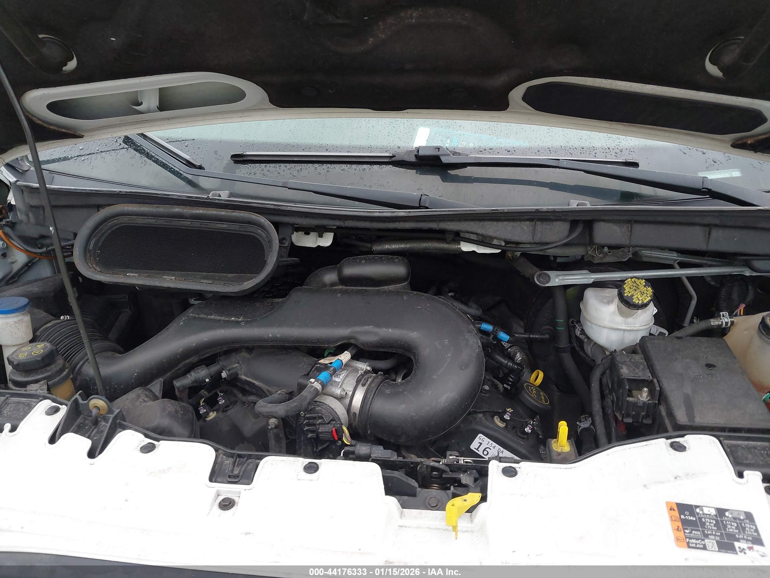 FORD TRANSIT-150 image 10