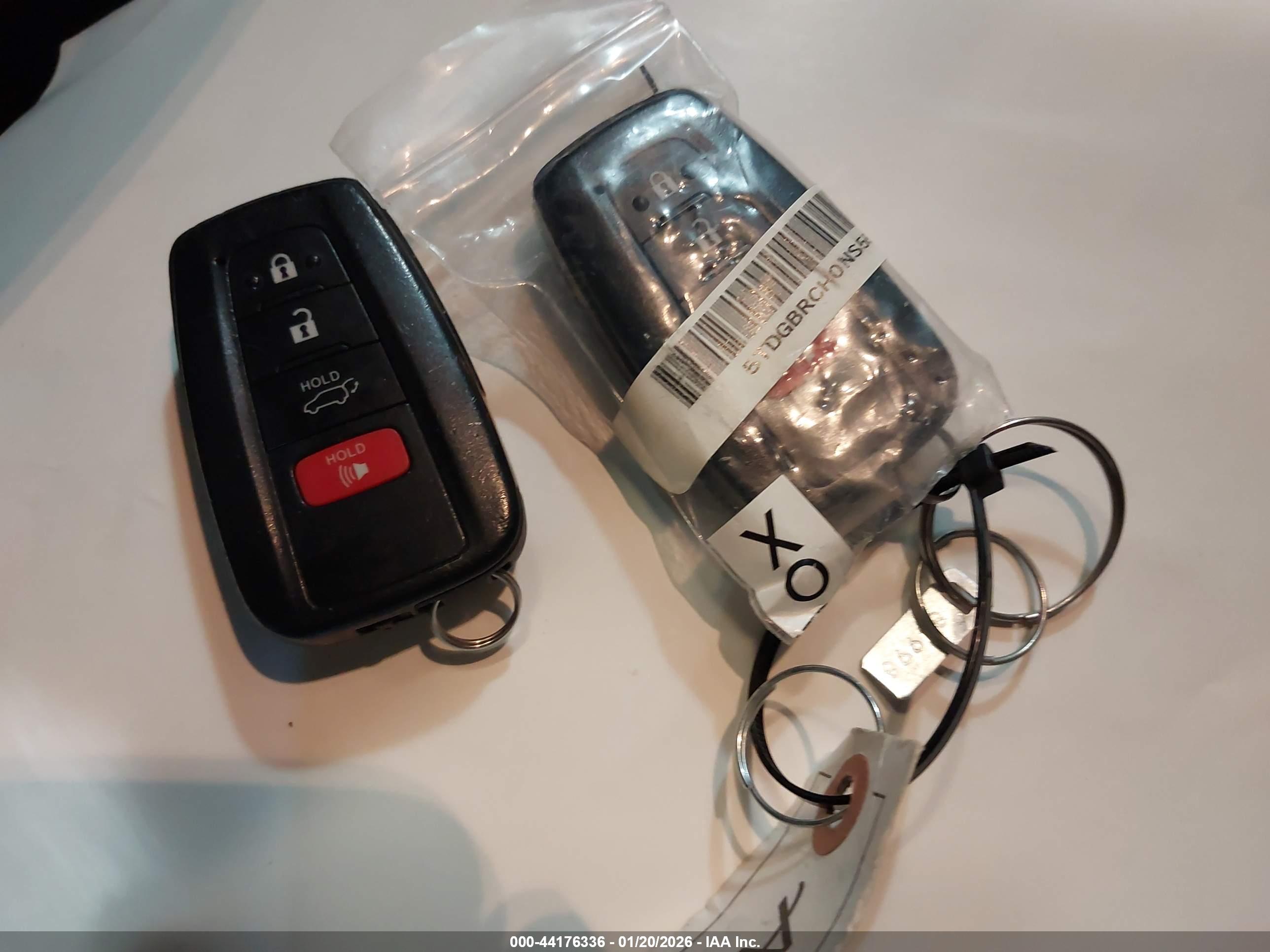 TOYOTA HIGHLANDER image 11