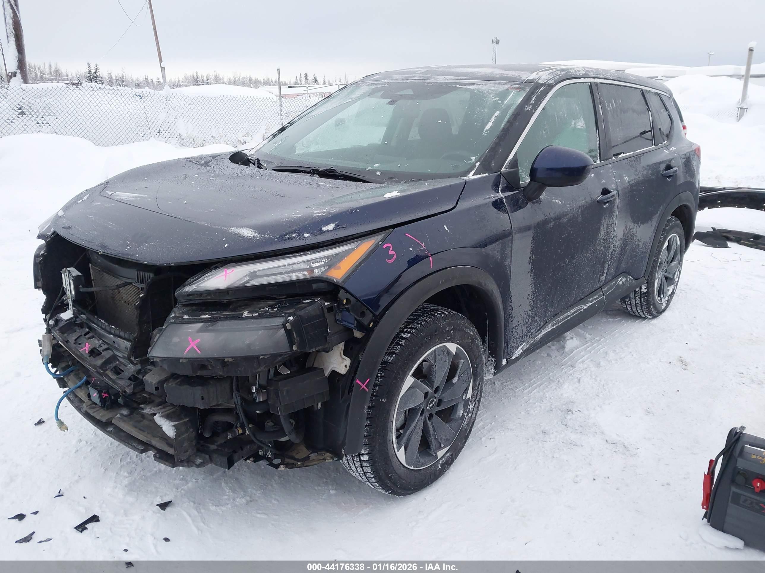NISSAN ROGUE image 2