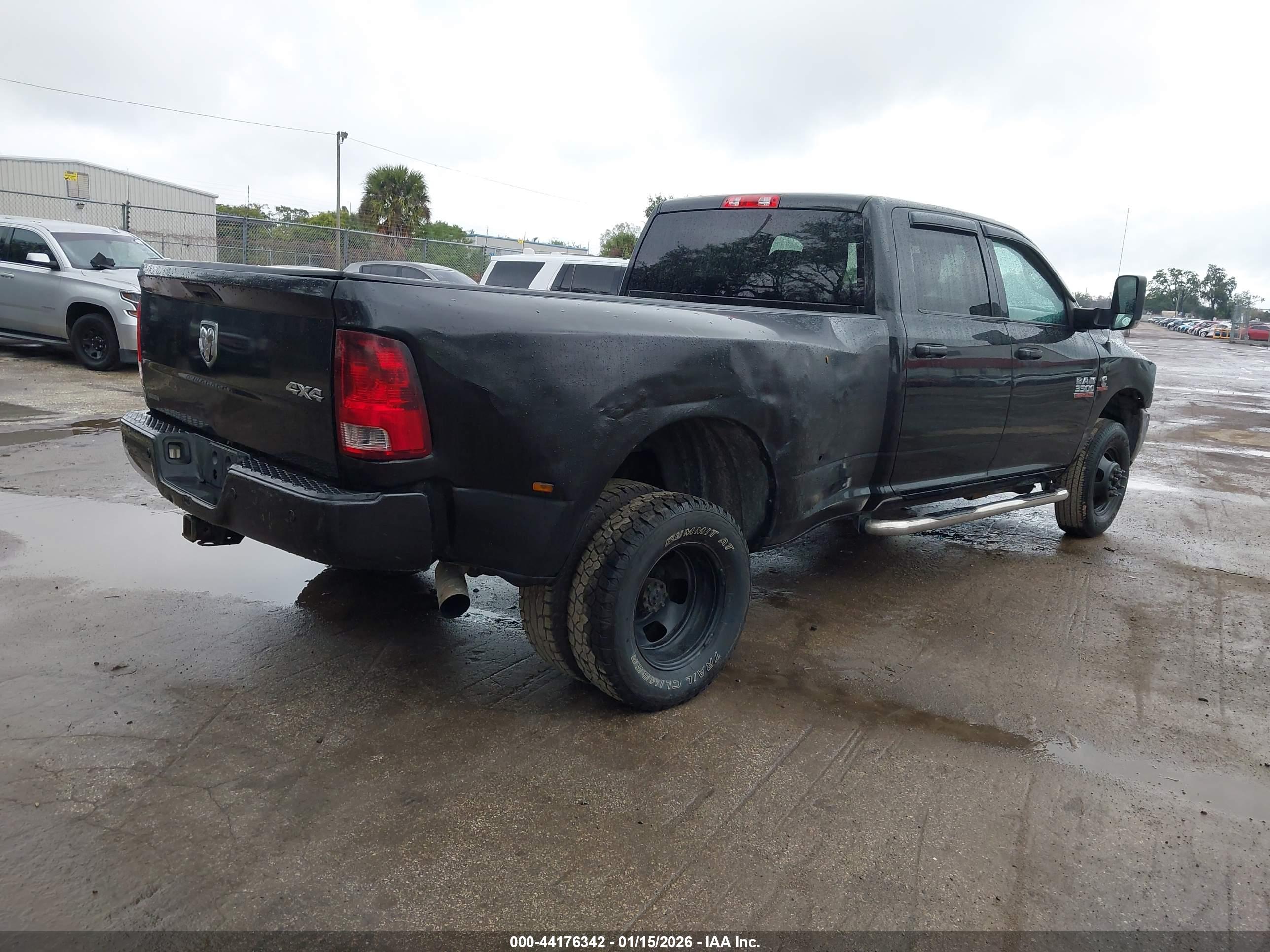 RAM 3500 image 4