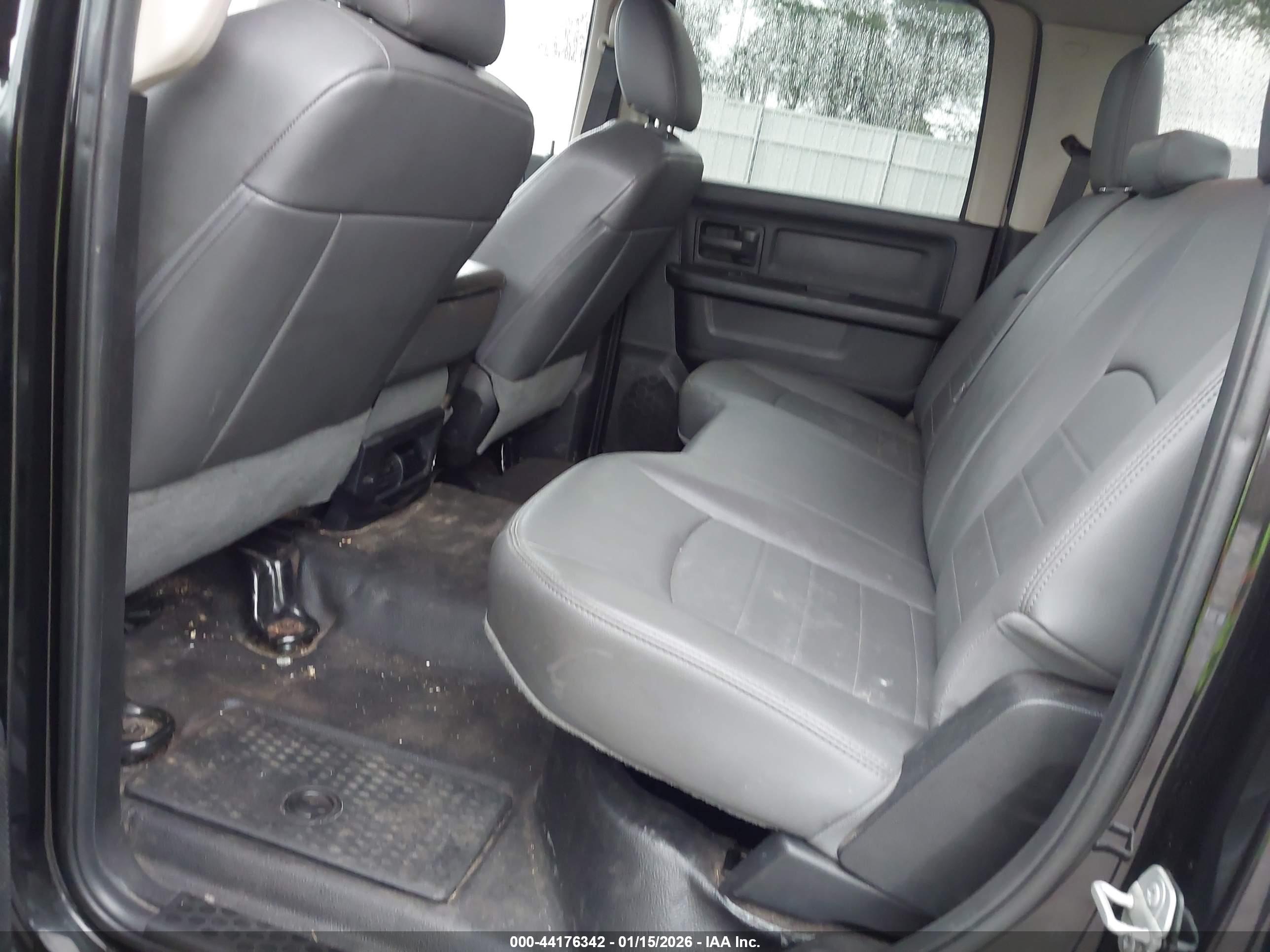 RAM 3500 image 8