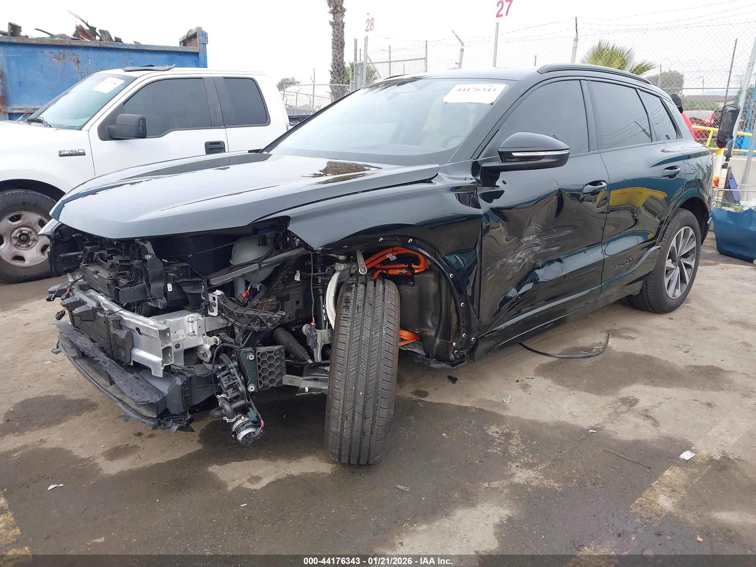 AUDI Q6 image 2