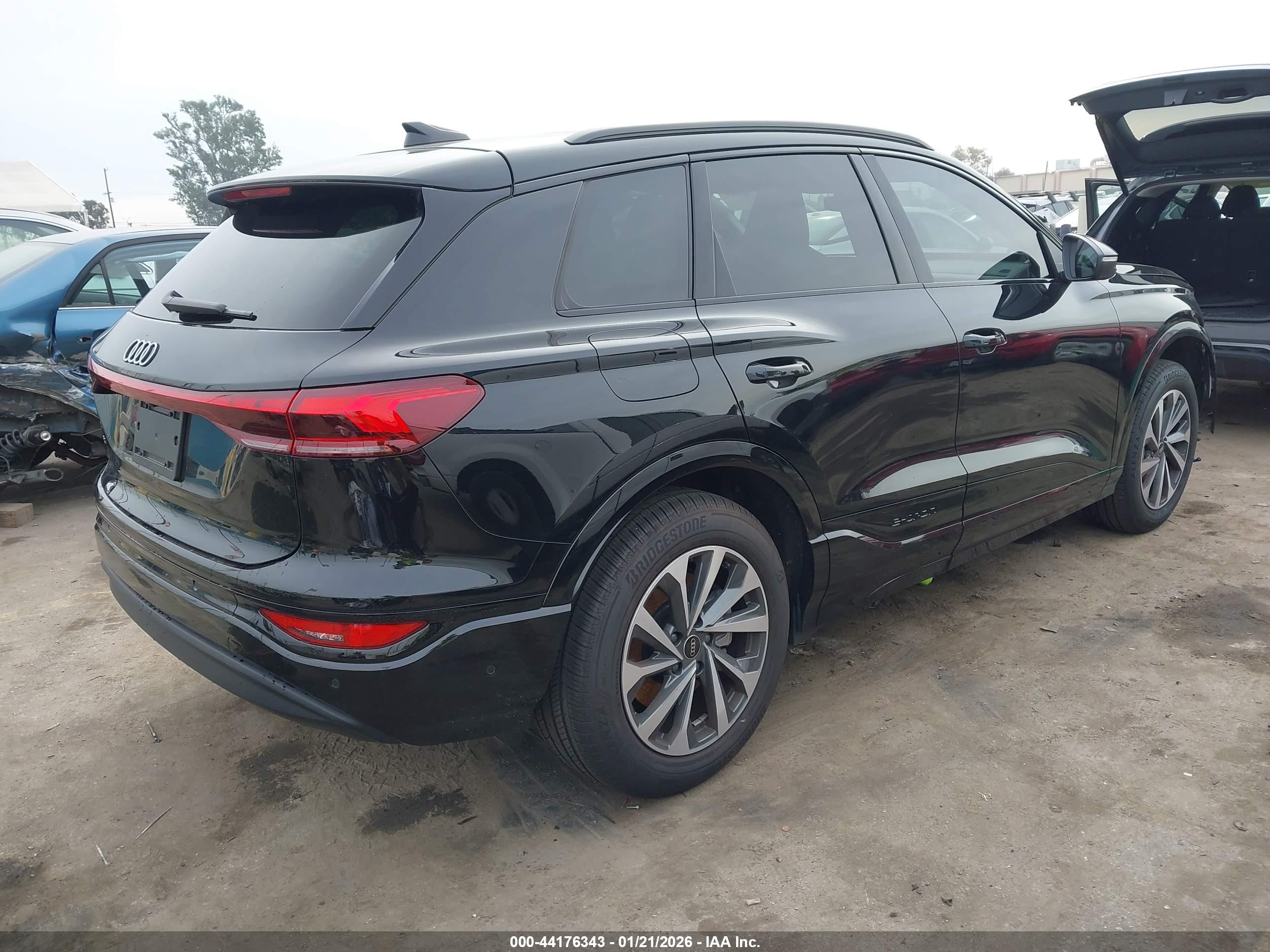AUDI Q6 image 4