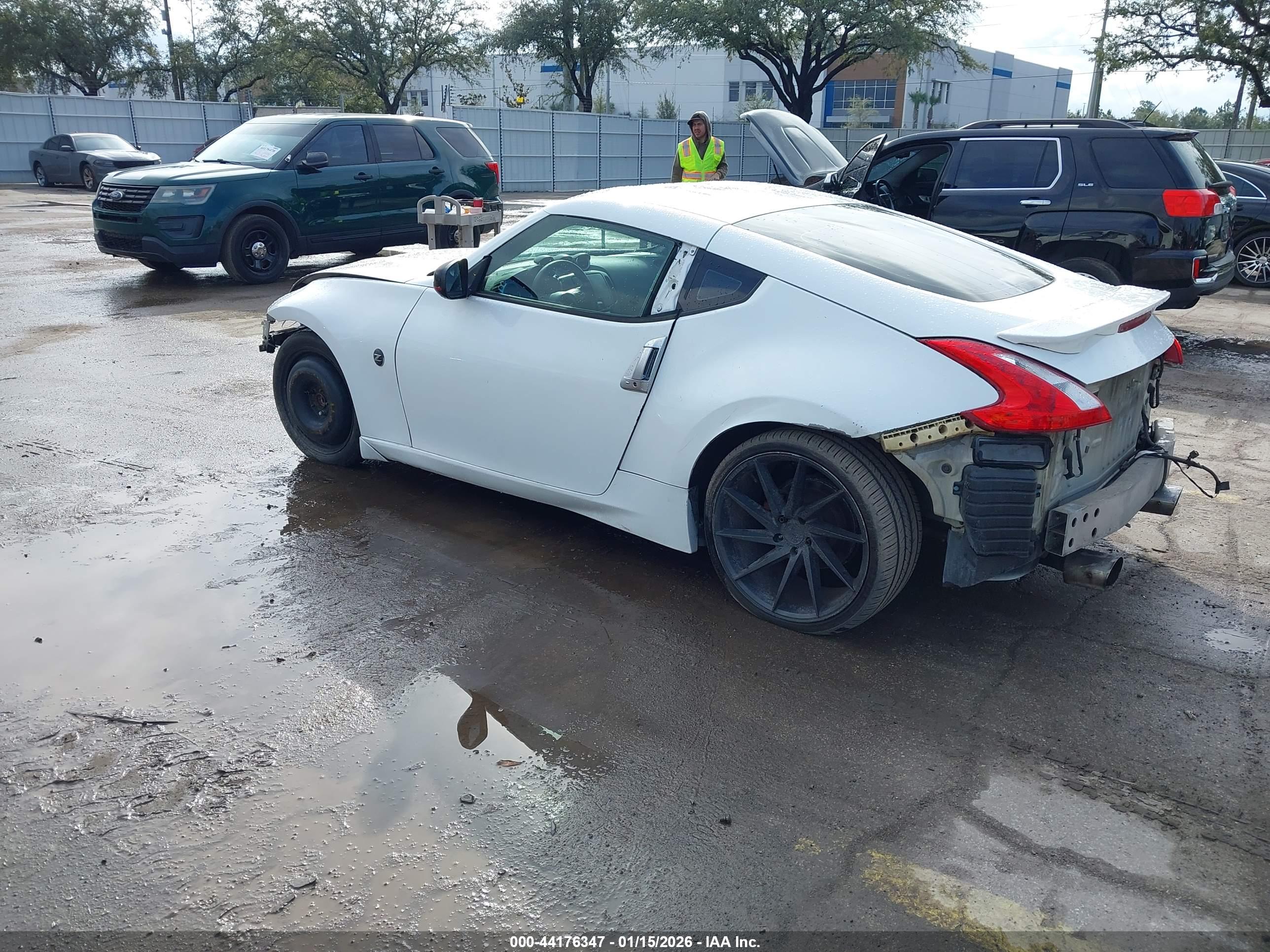 NISSAN 370Z image 3
