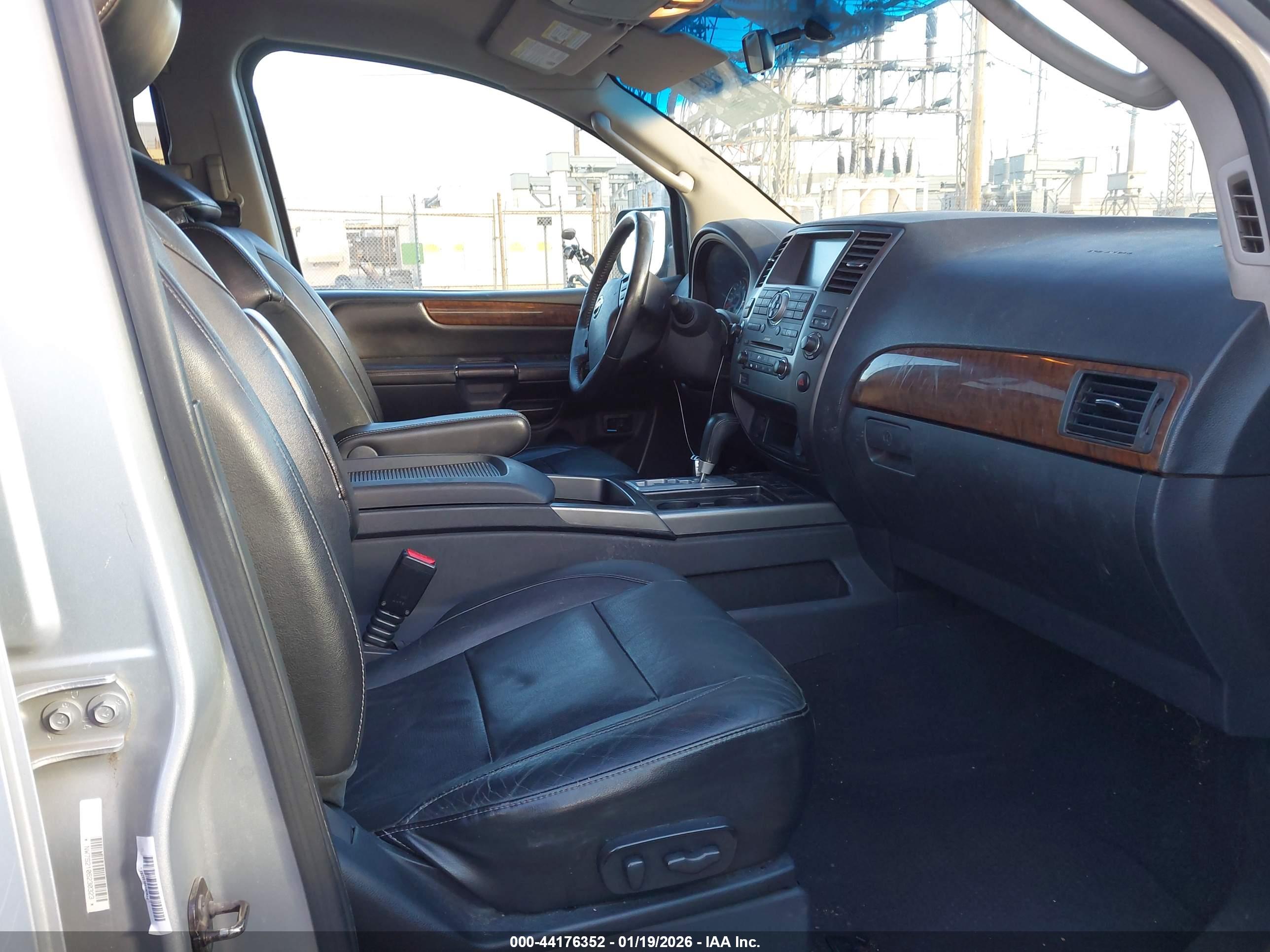 NISSAN ARMADA image 5